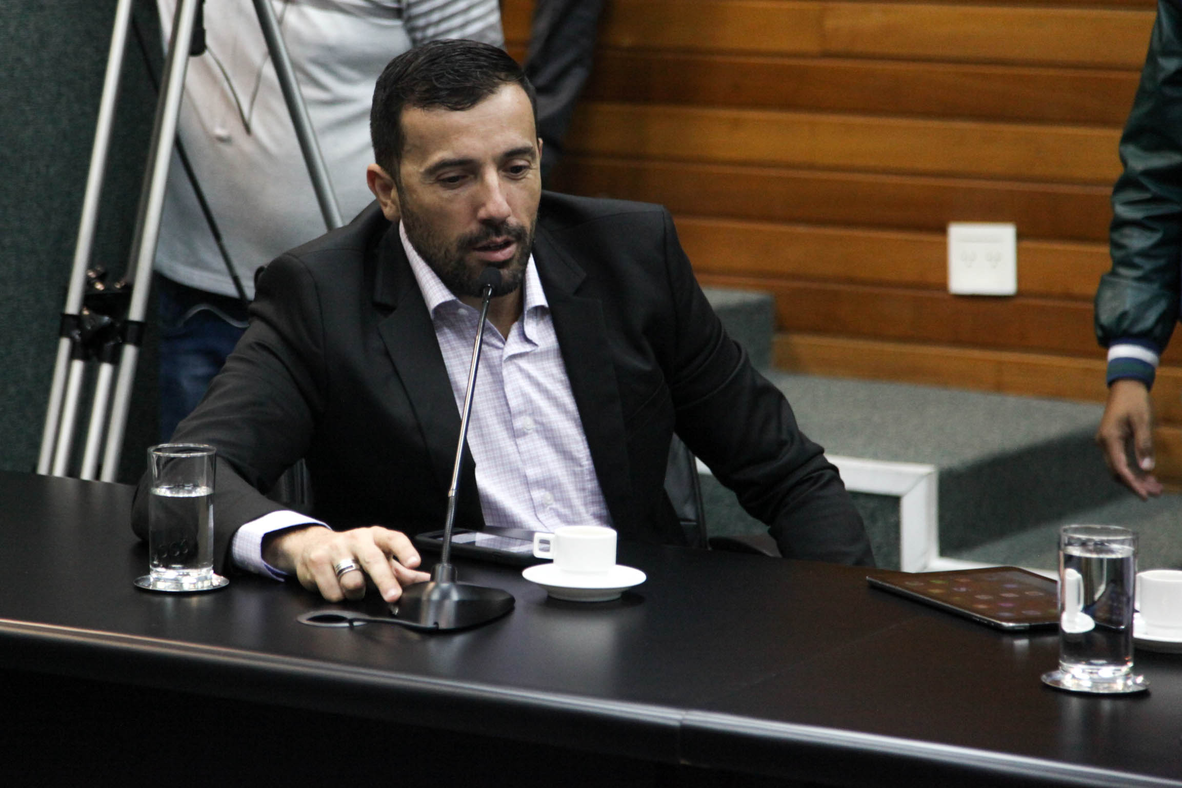Deputado Patrício Destro (PSB). Comissão de Finanças e Tributação.