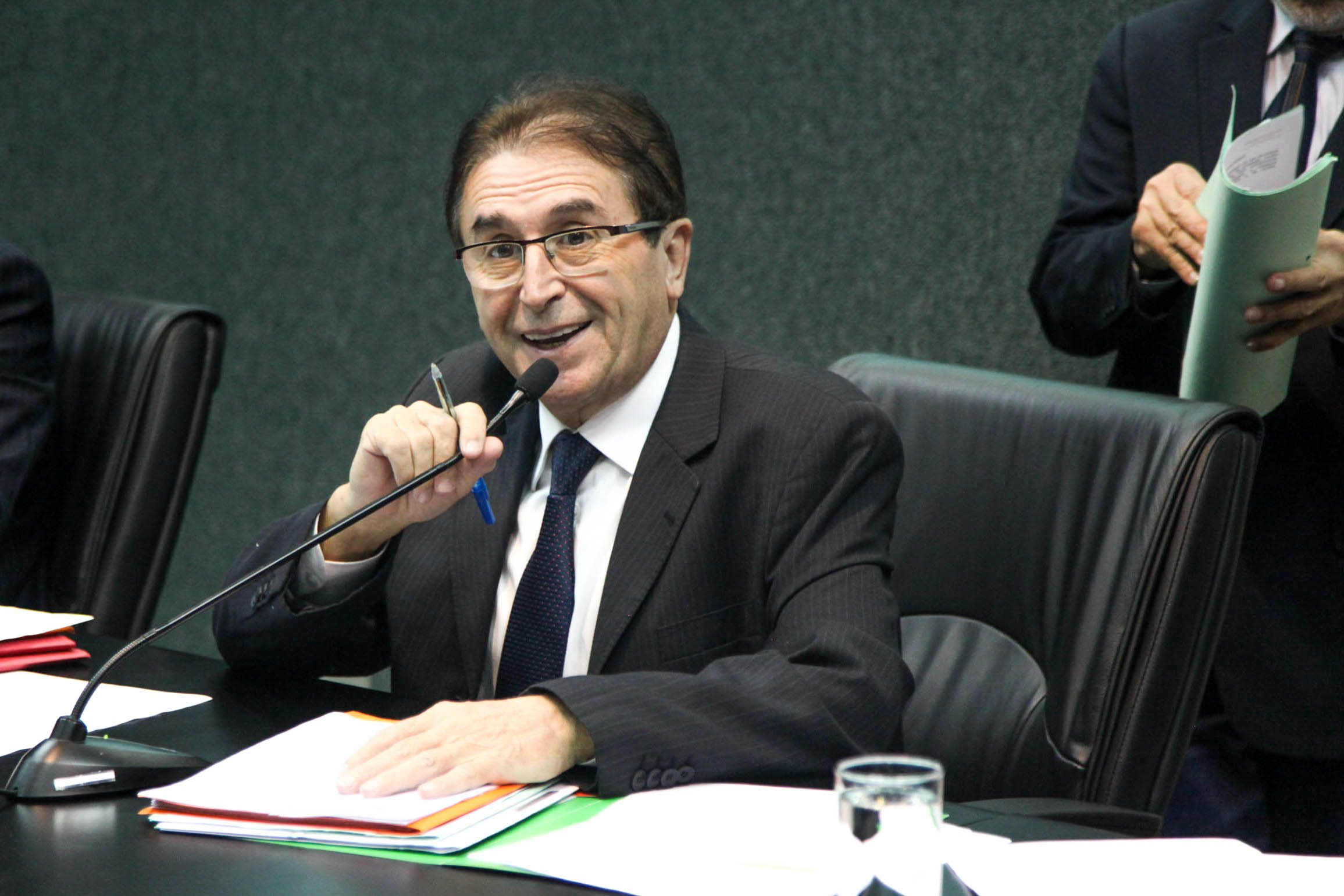 Deputado Antônio Aguiar (PMDB). Comissão de Finanças e Tributação.