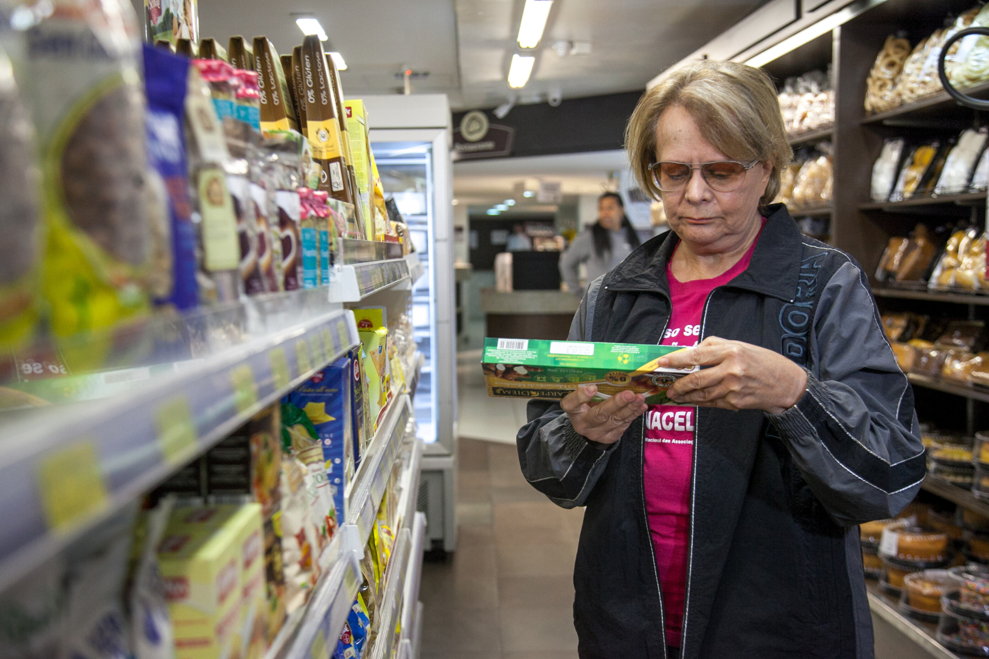 Veto a projeto que tratava sobre produtos vencidos em supermercados foi derrubado e transformado em lei