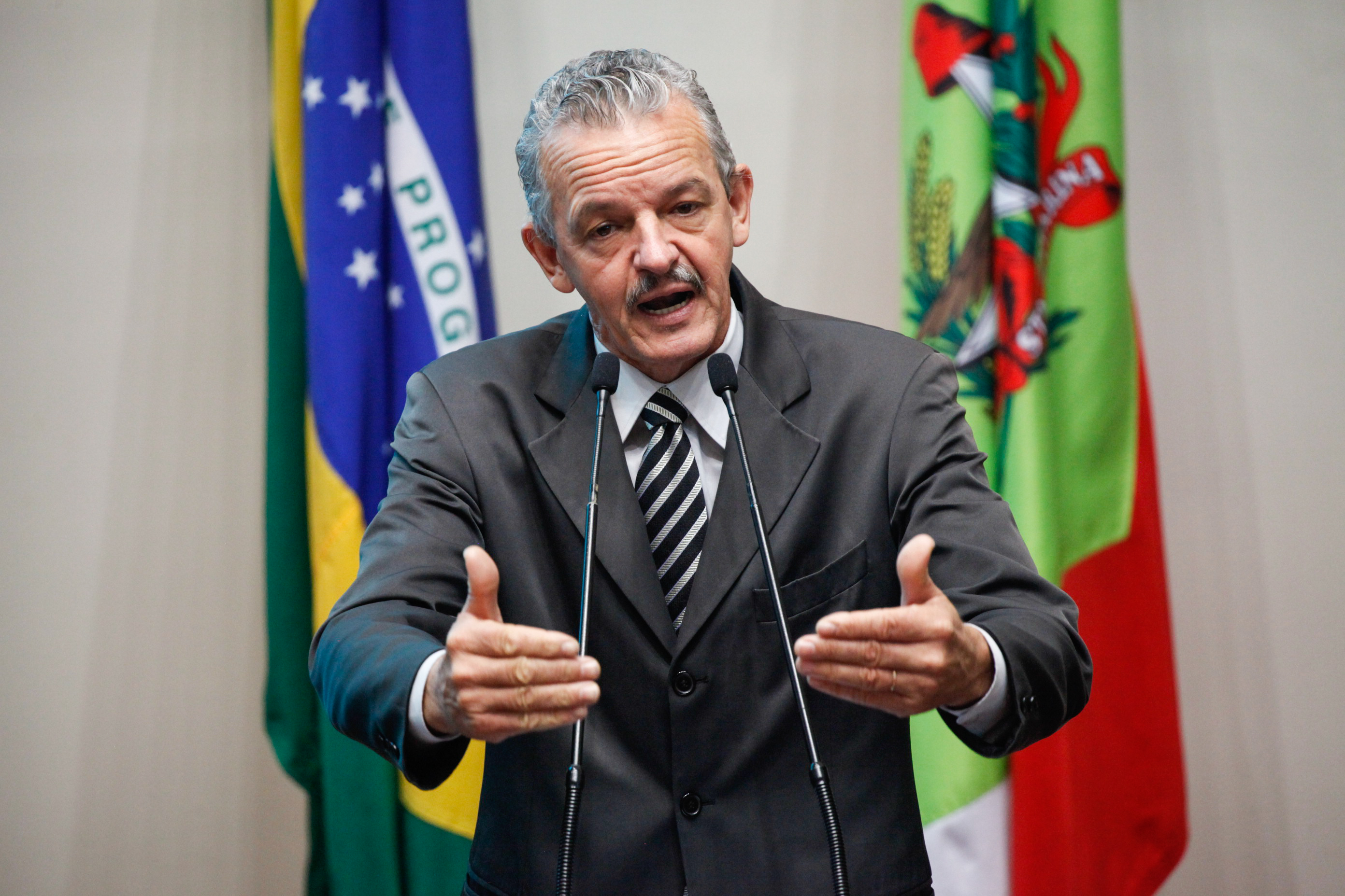 Deputado Dirceu Dresch (PT). Sessão Ordinária.