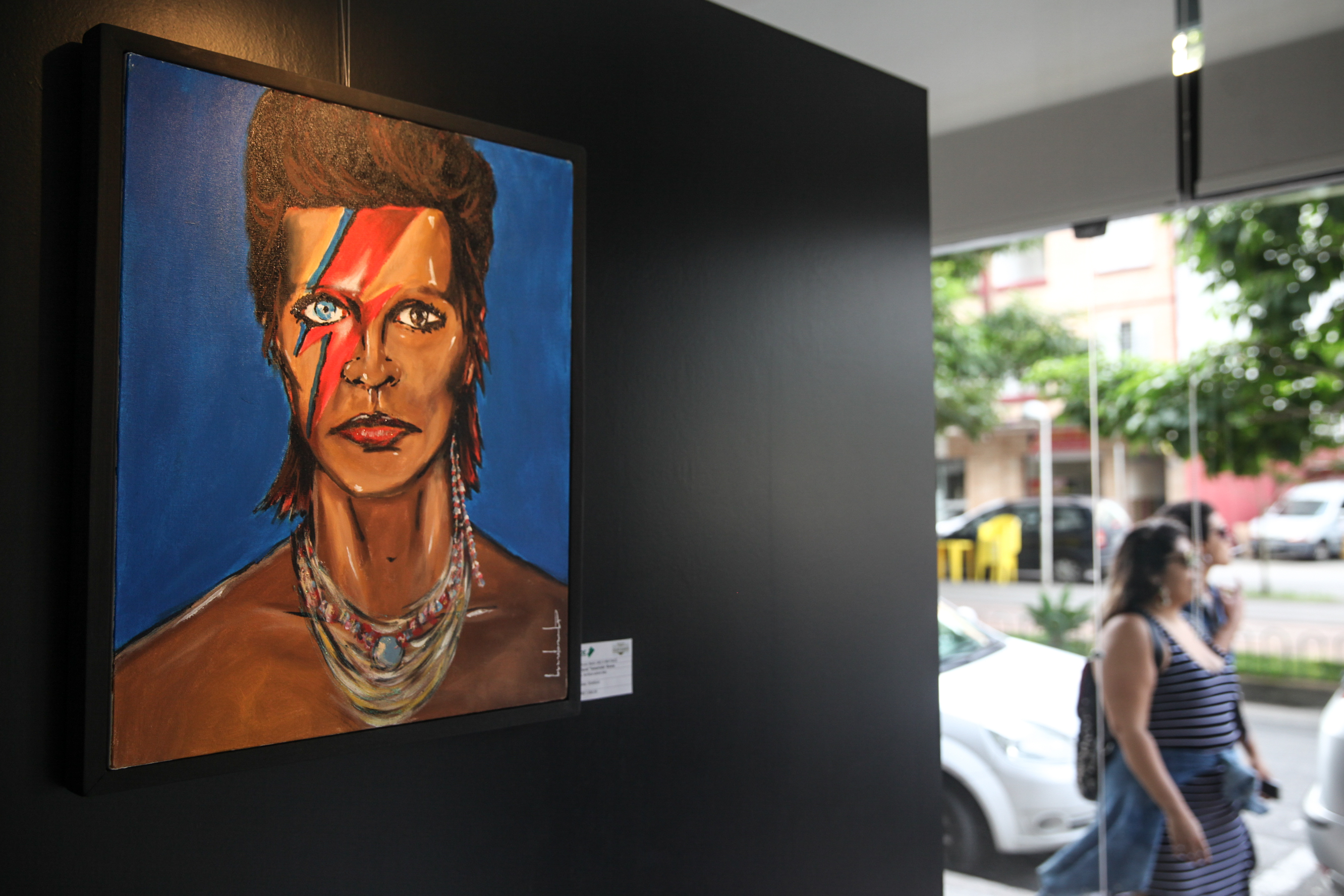 Exposição REVIDA no espaço BRDE.