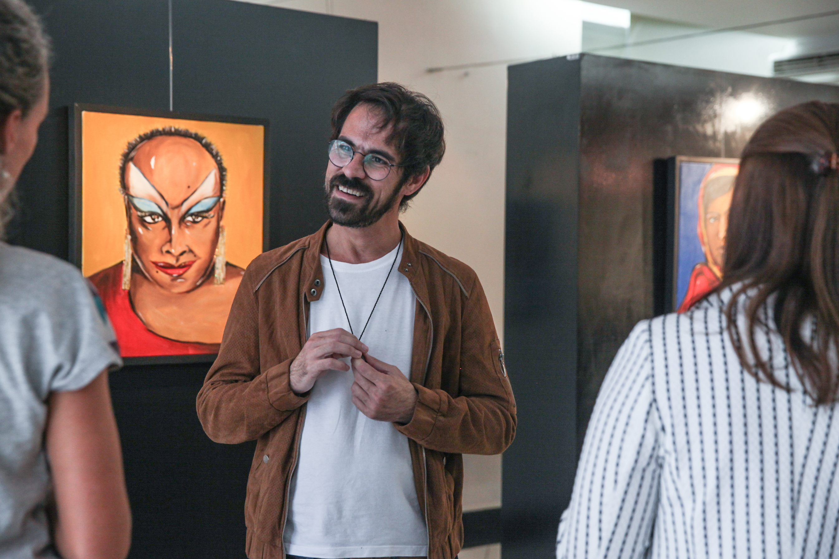 Exposição REVIDA no espaço BRDE.