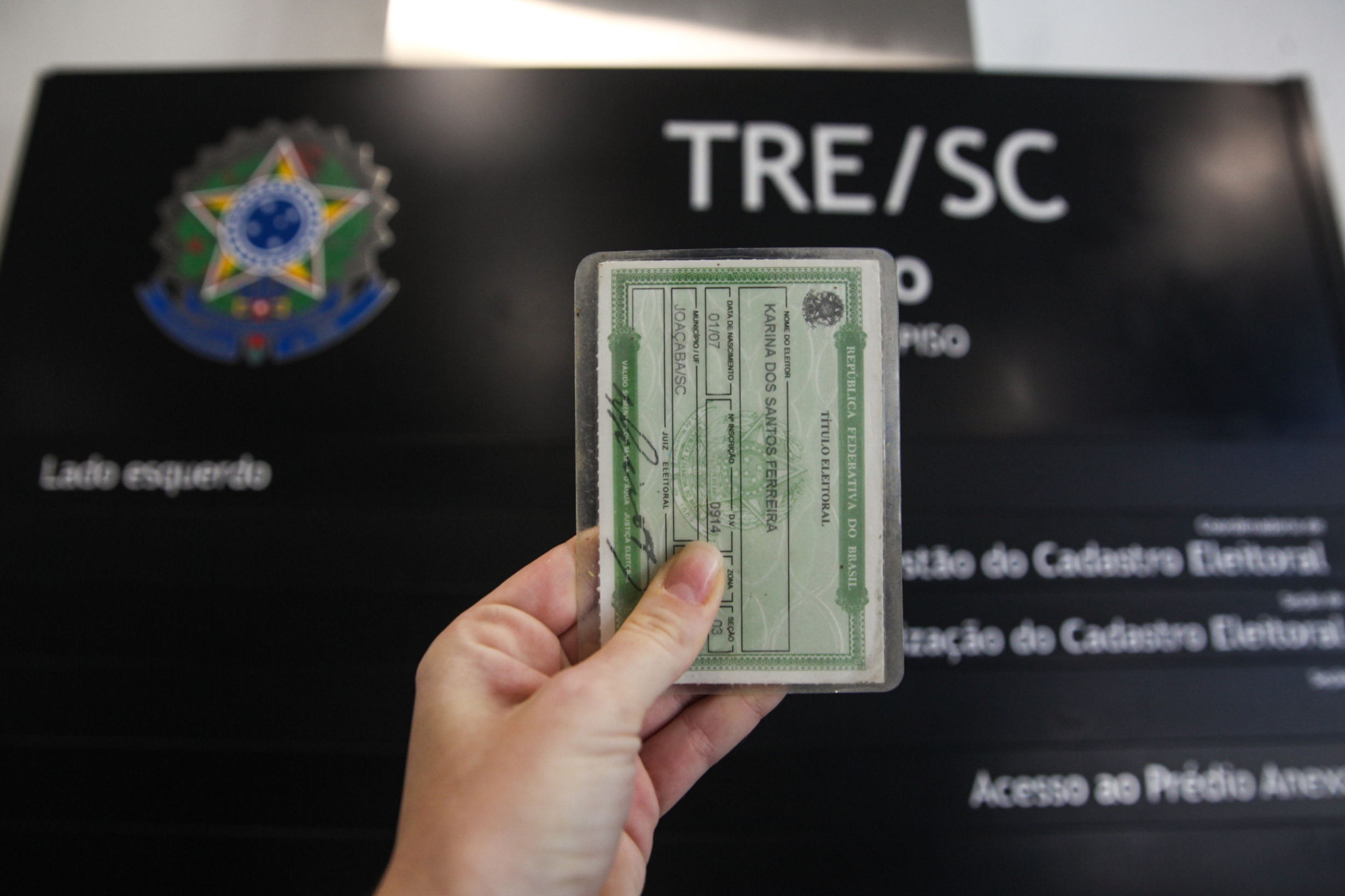 Eleitores em situação irregular - TRE