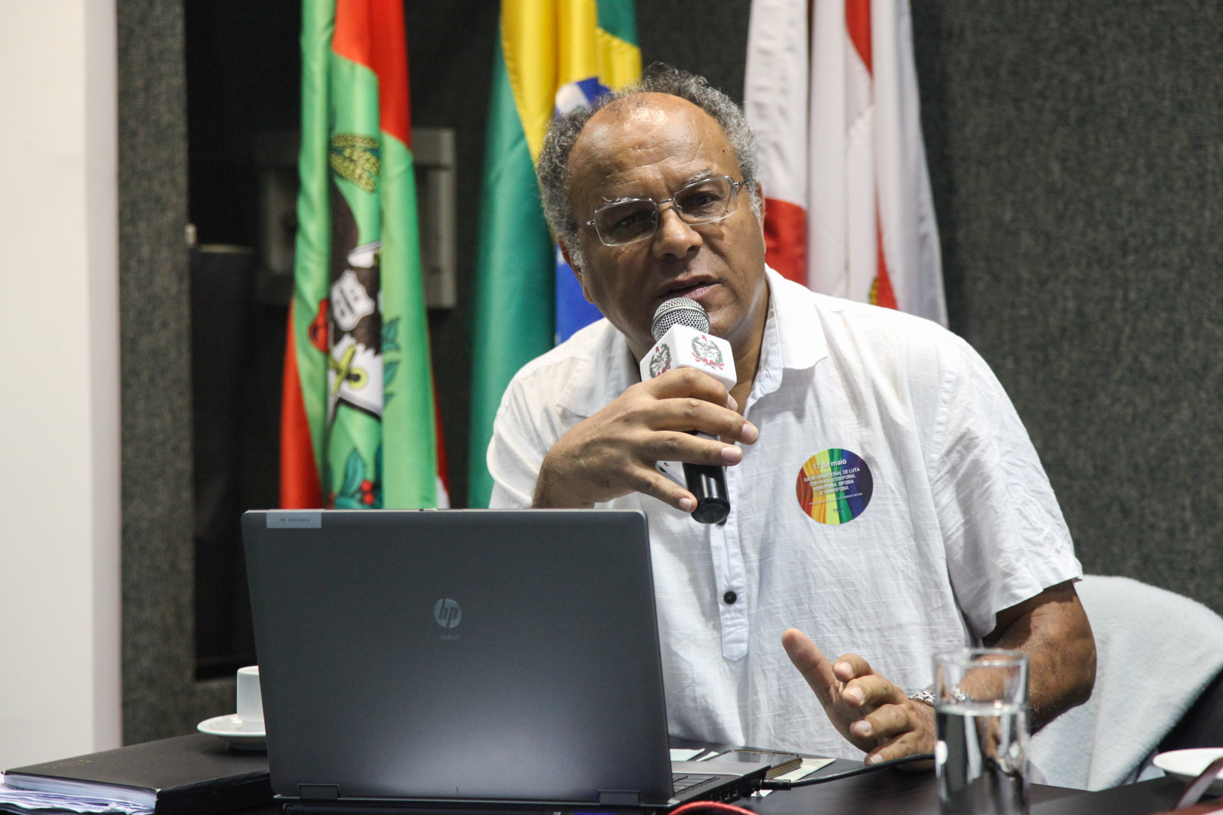 Comissão dos Direitos Humanos Promove Audiência Pública Sobre Dia Internacional Contra LGBTfobia