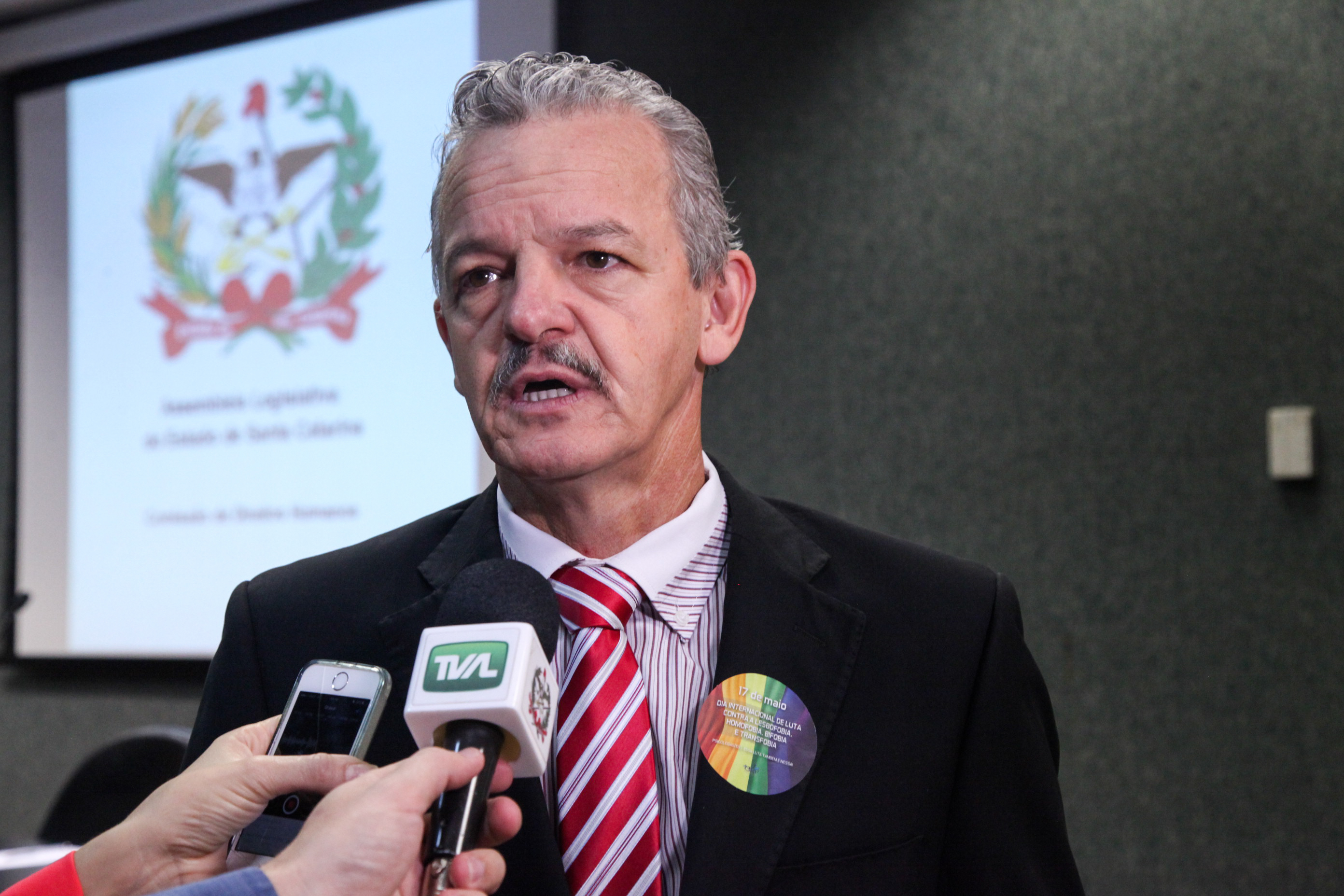 Deputado Dirceu Dresch (PT). Comissão dos Direitos Humanos Promove Audiência Pública Sobre Dia Internacional Contra LGBTfobia