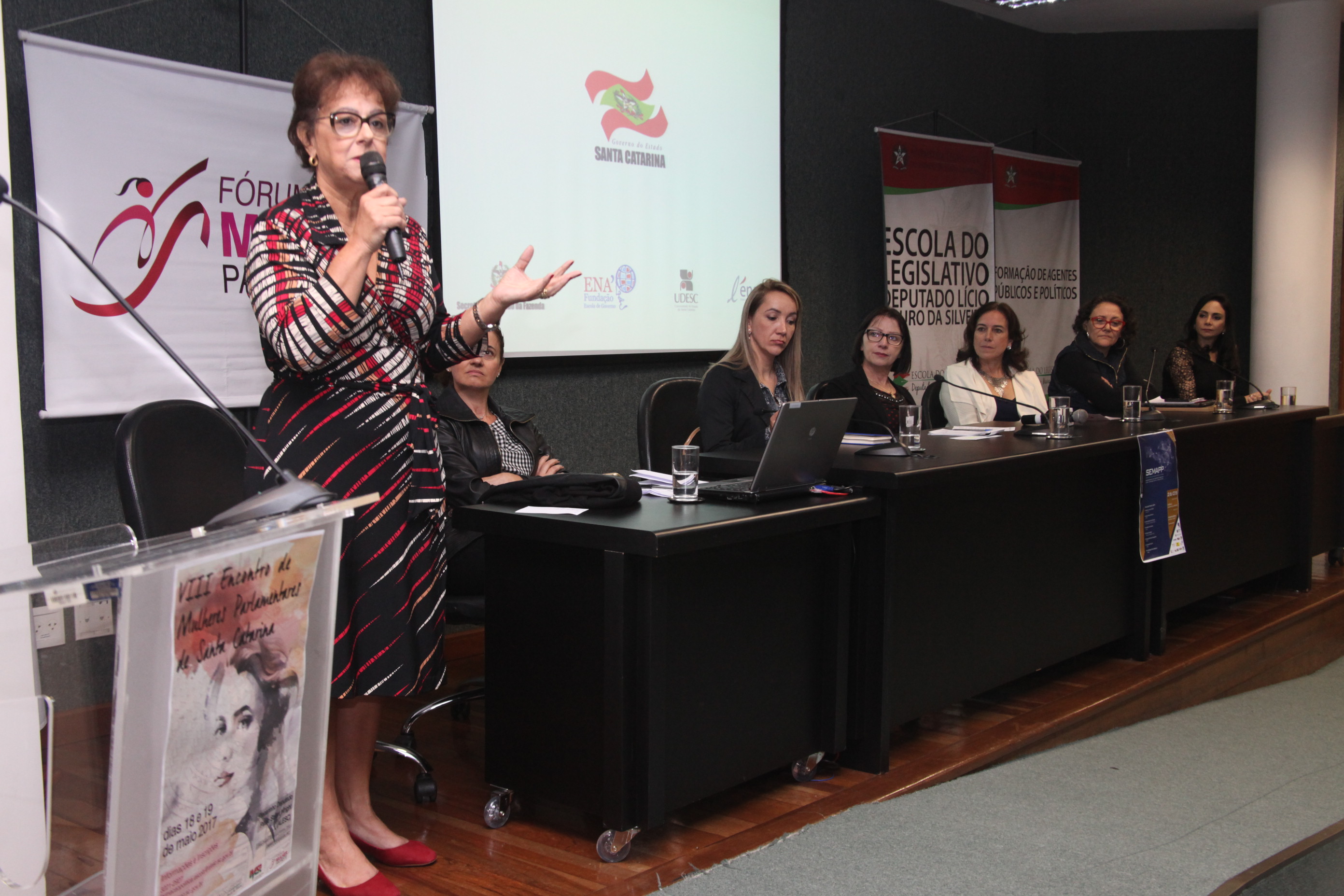 Deputada Dirce Heiderscheidt (PMDB). VIII Encontro de Mulheres Parlamentares. Foto: Fábio Queiroz / Agência AL