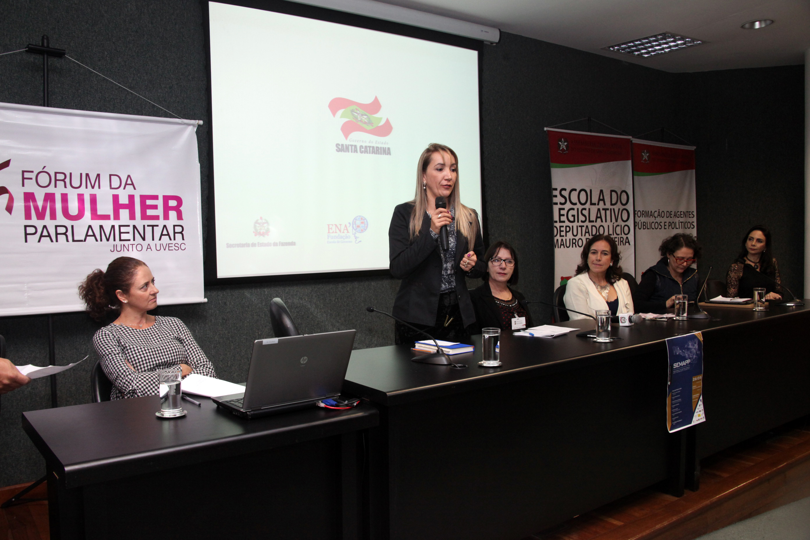 VIII Encontro de Mulheres Parlamentares. Foto: Fábio Queiroz / Agência AL