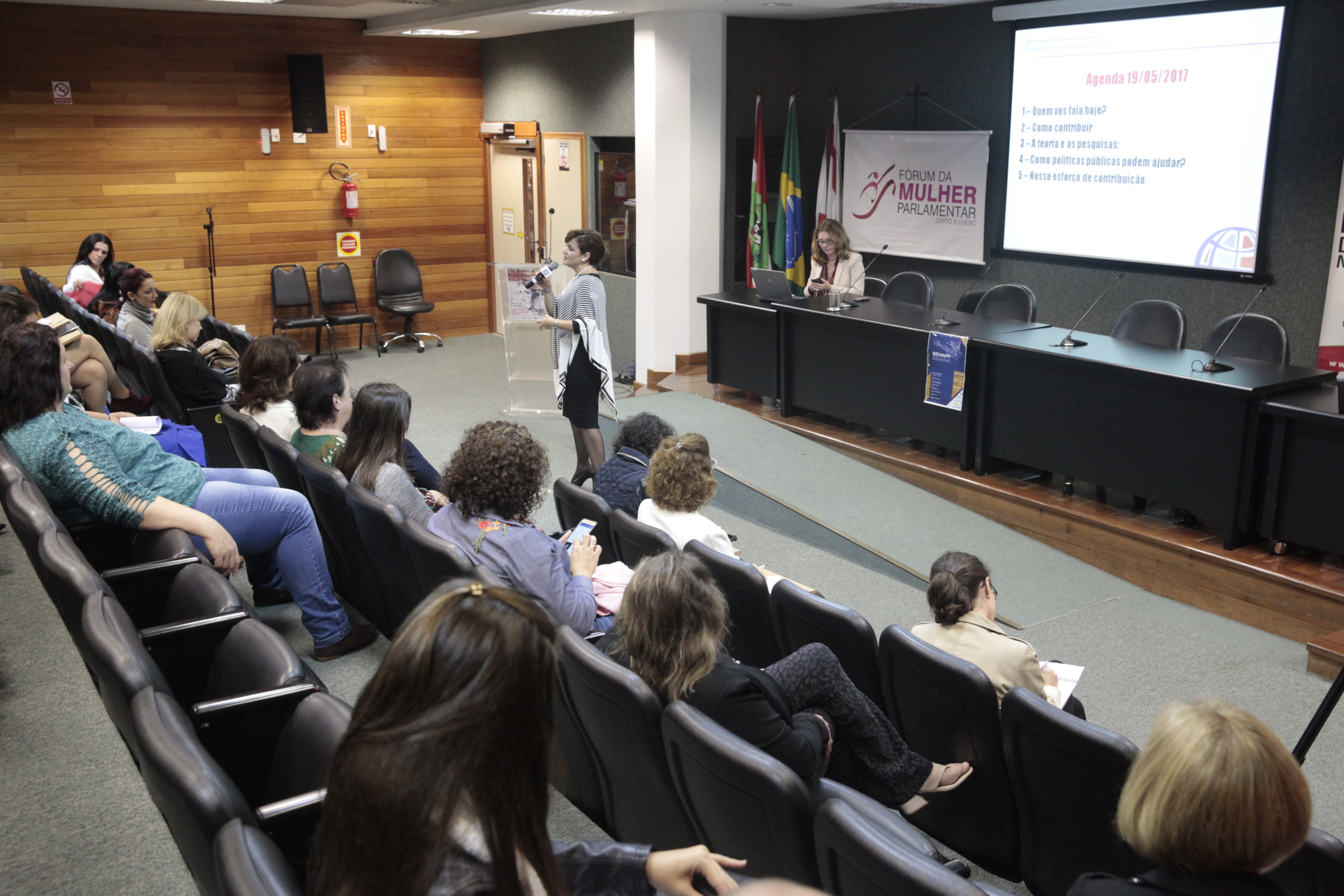 VIII Encontro de Mulheres Parlamentares. Foto: Eduardo Guedes de Oliveira / Agência AL