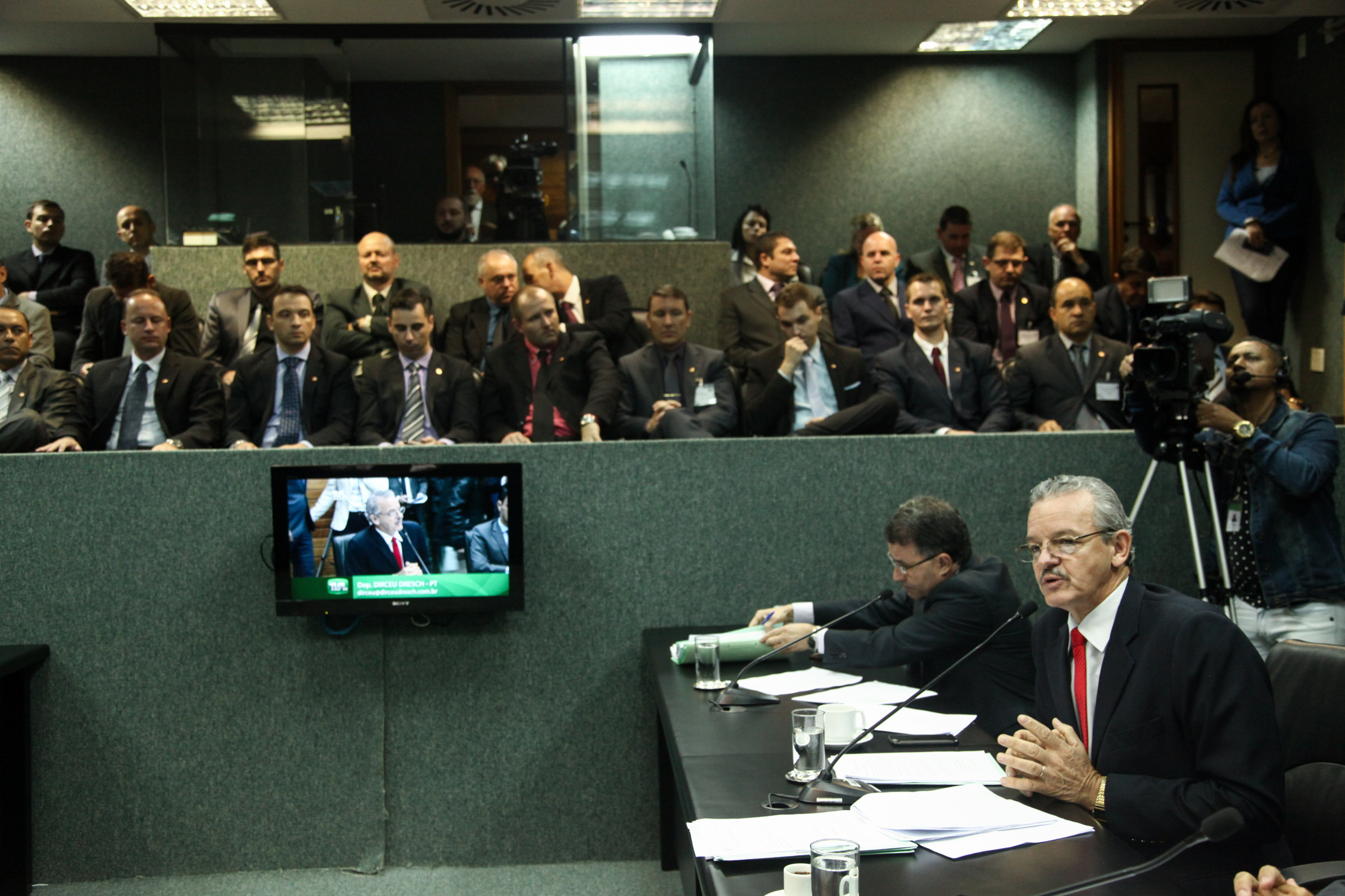 Comissão de Constituição e Justiça.