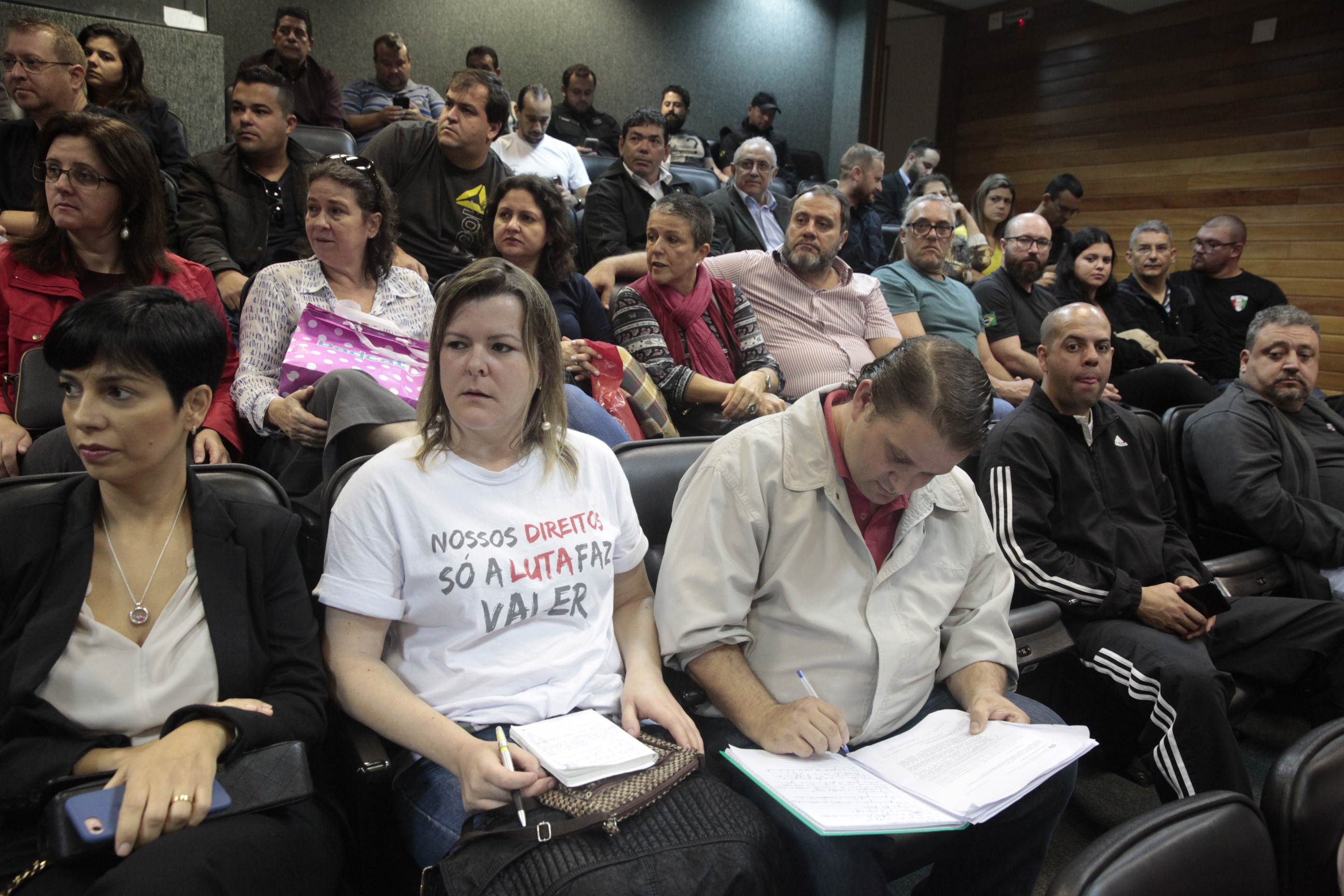 Comissão de Finanças promove Audiência Pública para tratar da medida provisória 210/2017.