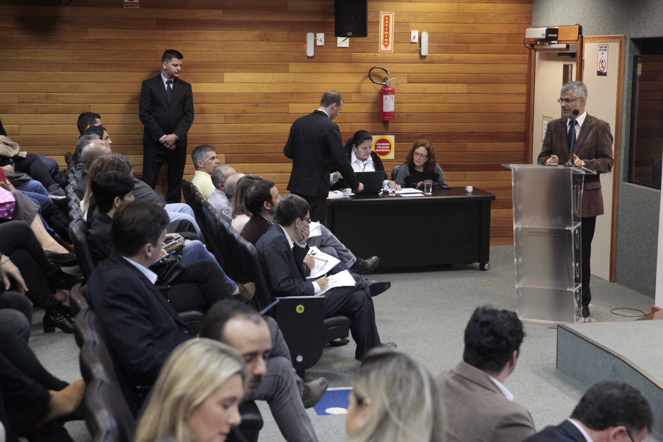 Comissão de Finanças promove Audiência Pública para tratar da medida provisória 210/2017.