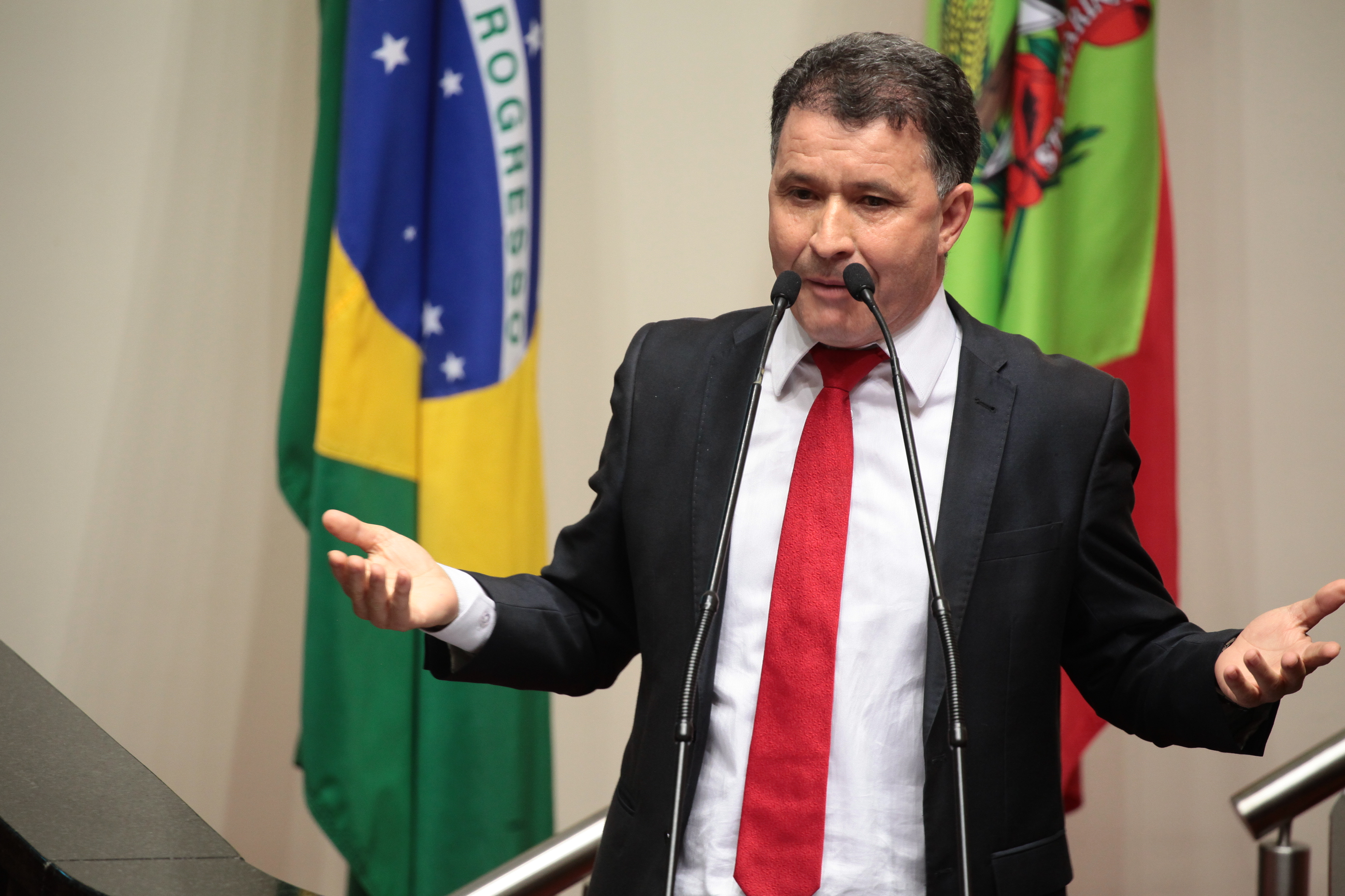 Sessão Ordinária.  Deputado Darci de Matos (PSD)