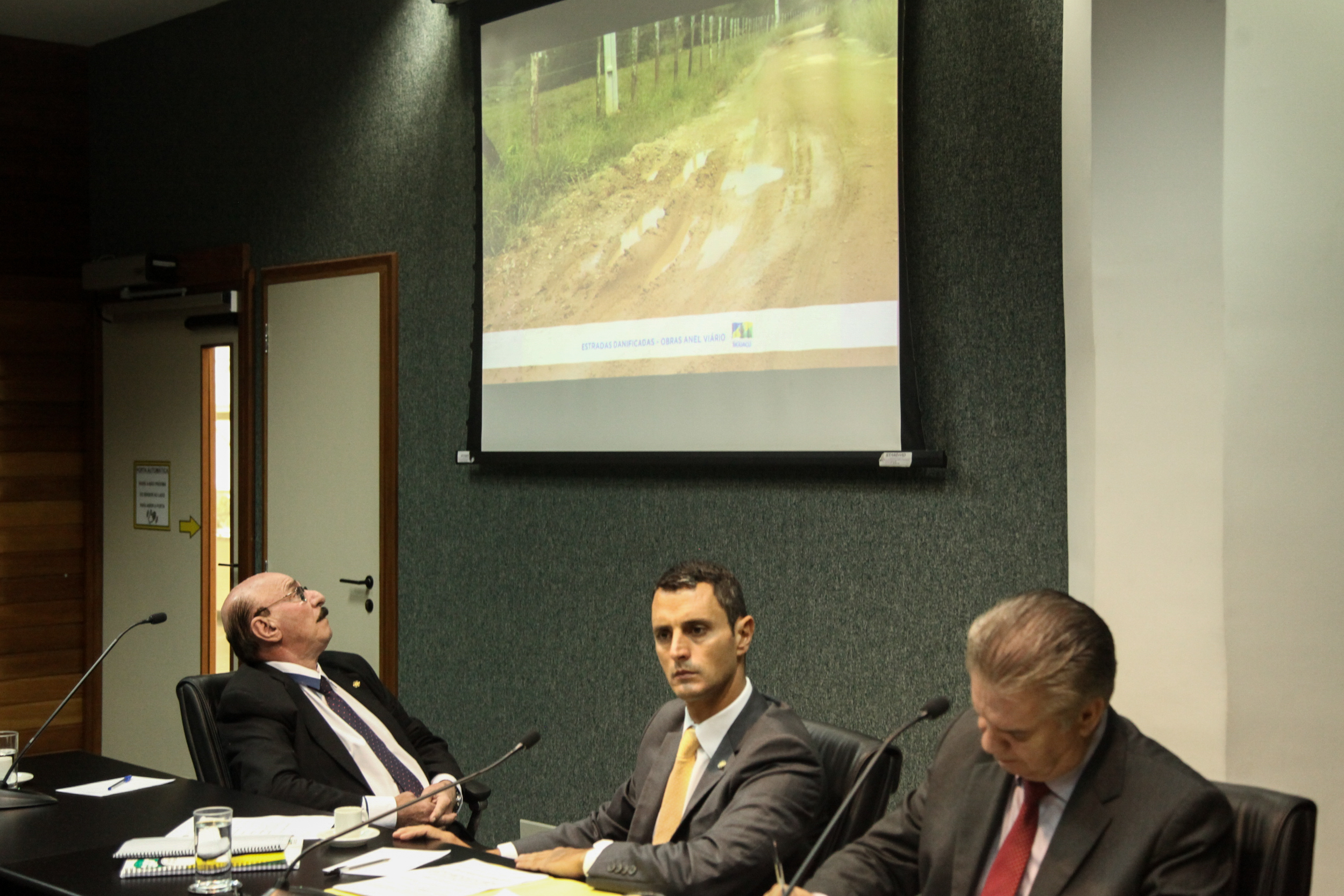 Comissão de Transporte e Desenvolvimento Urbano.