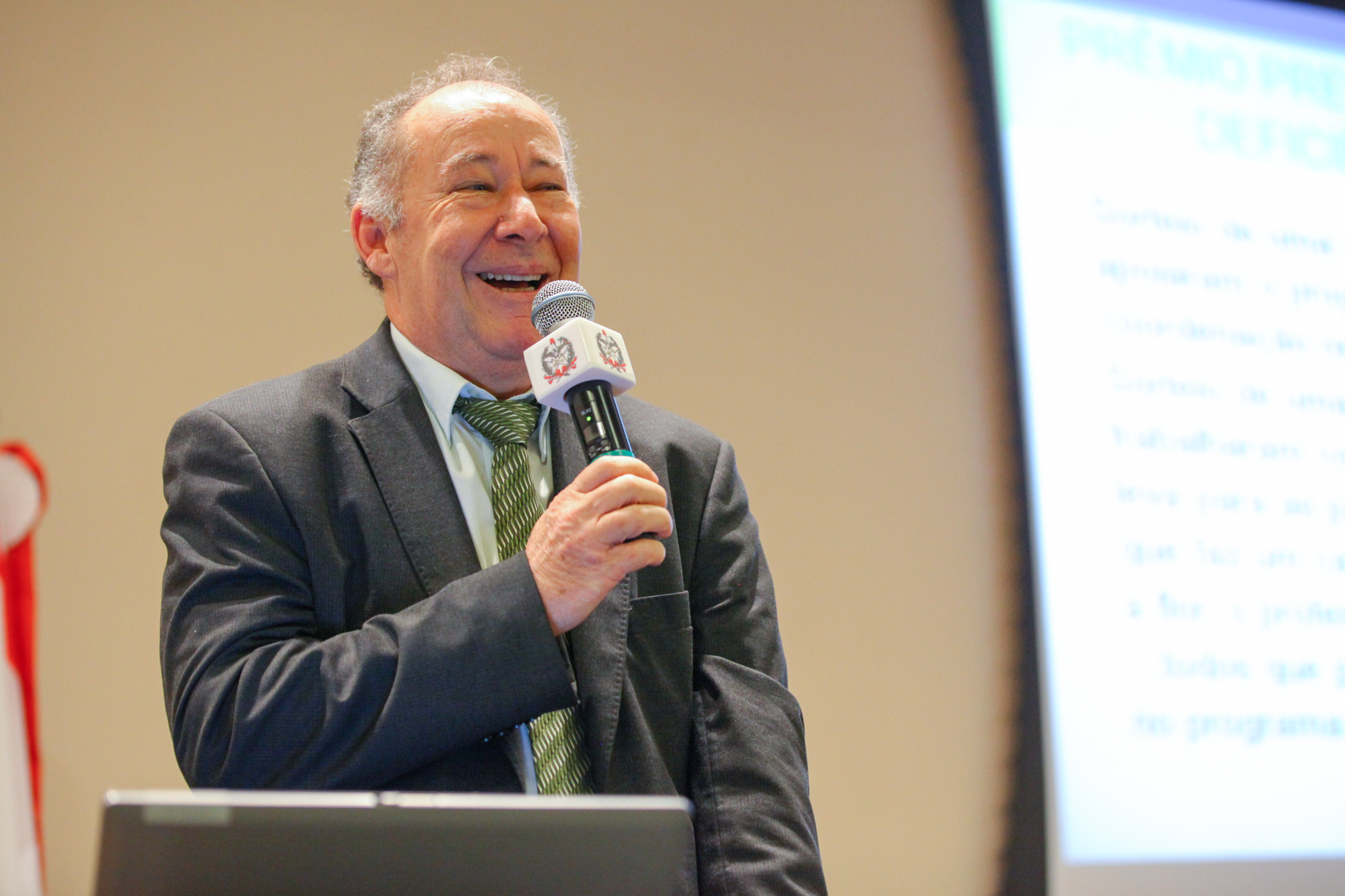 Julio César de Aguiar, Presidente da Federação das APAEs de Santa Catarina.IV Seminário de Saúde e Prevenção das Deficiências das APAEs de Santa Catarina