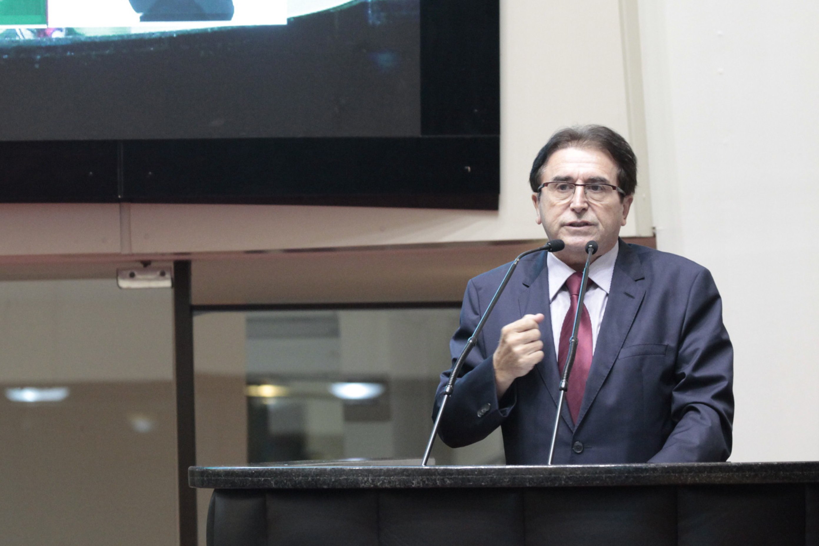 Deputado Antônio Aguiar (PMDB). Sessão Ordinária.