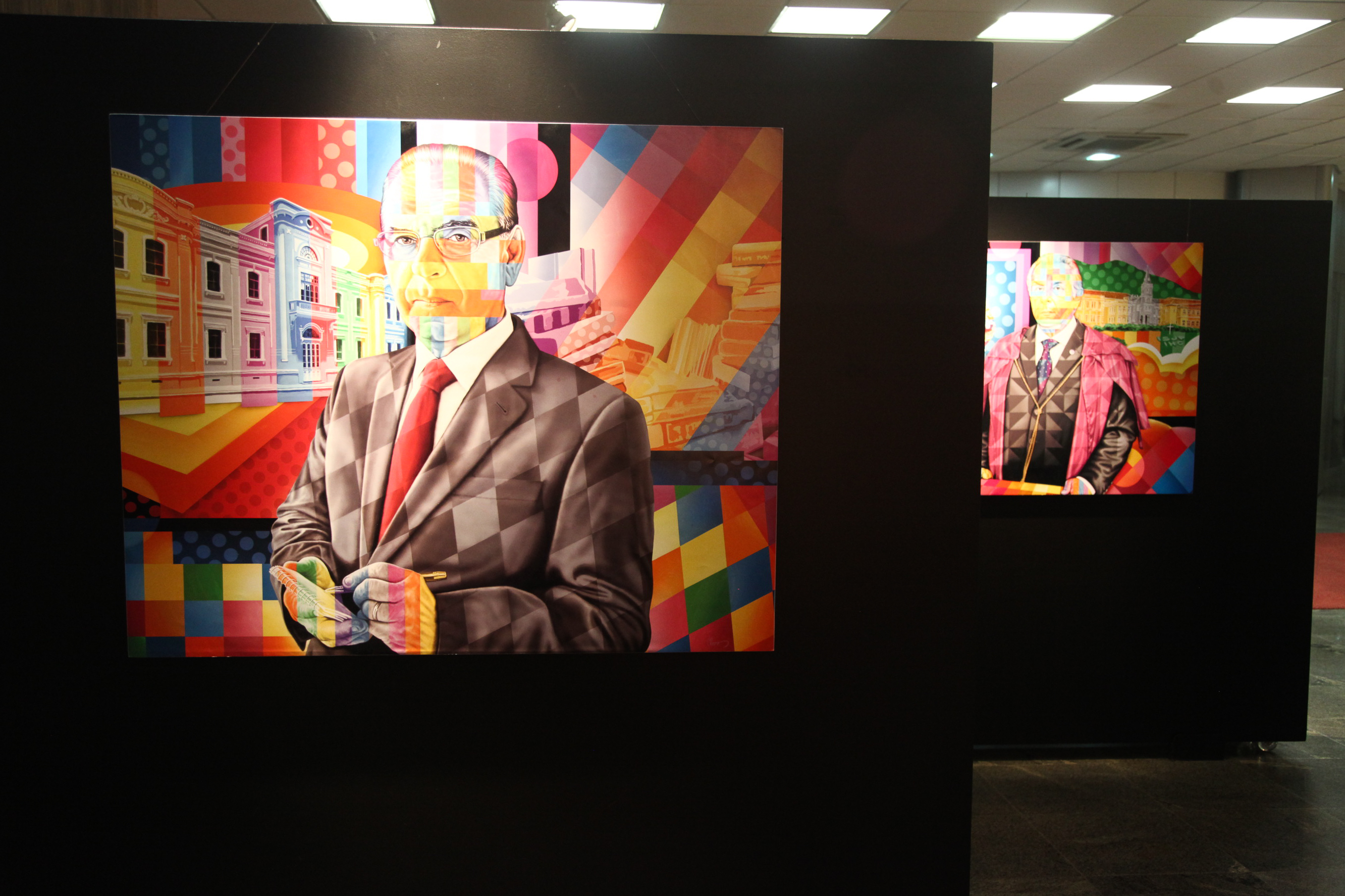 Exposição do artista Clovis Medeiros.