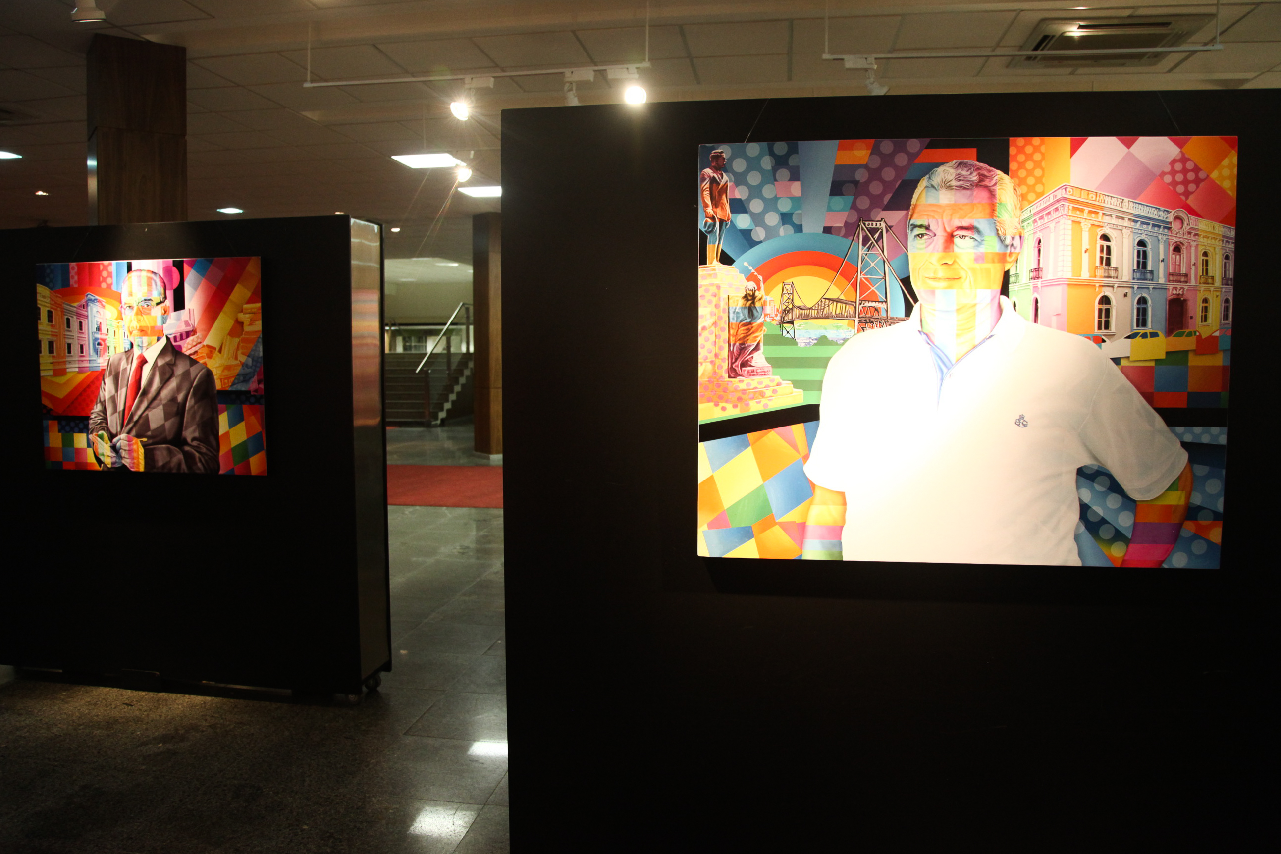 Exposição do artista Clovis Medeiros.
