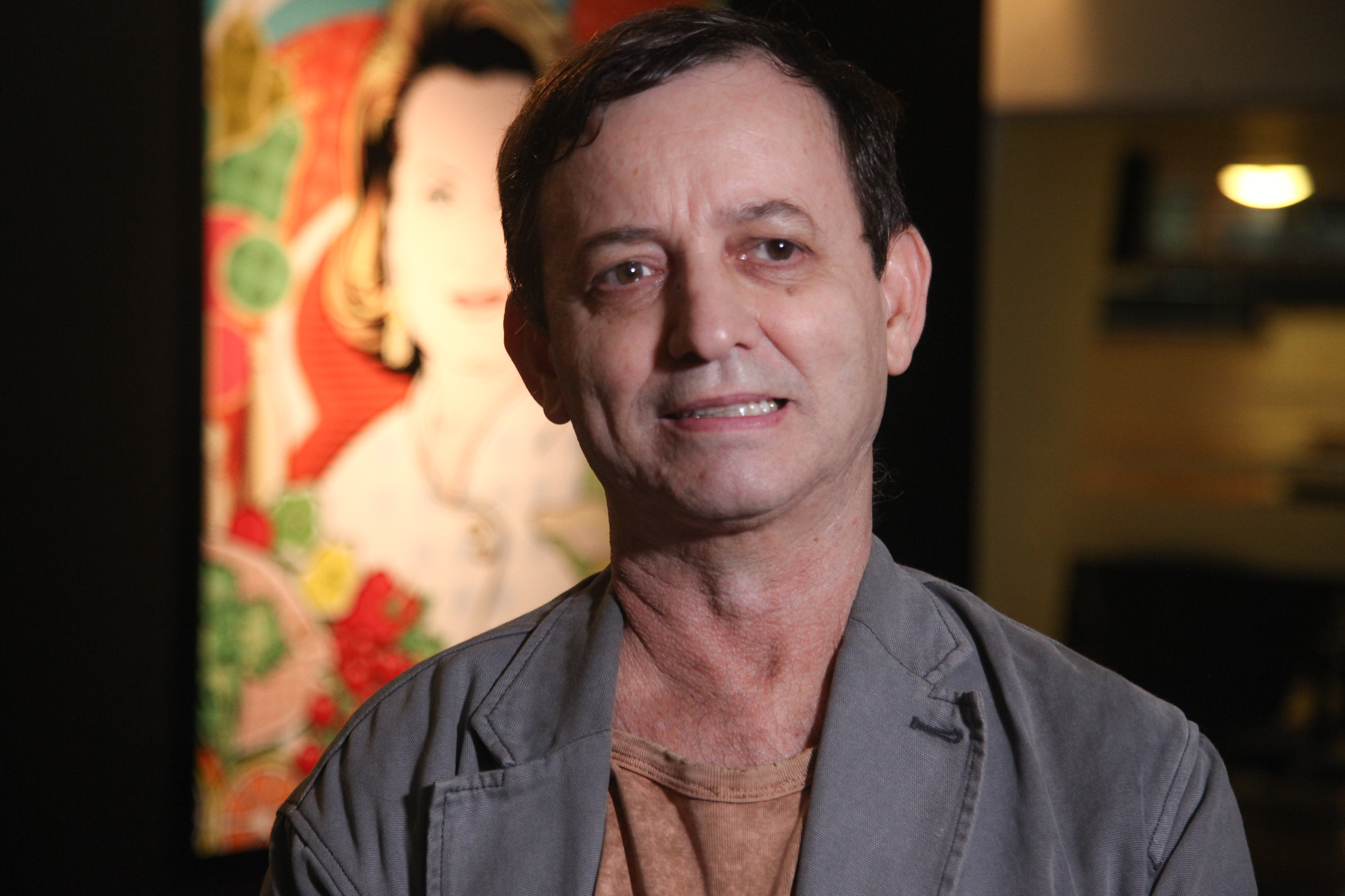 Exposição do artista Clovis Medeiros.