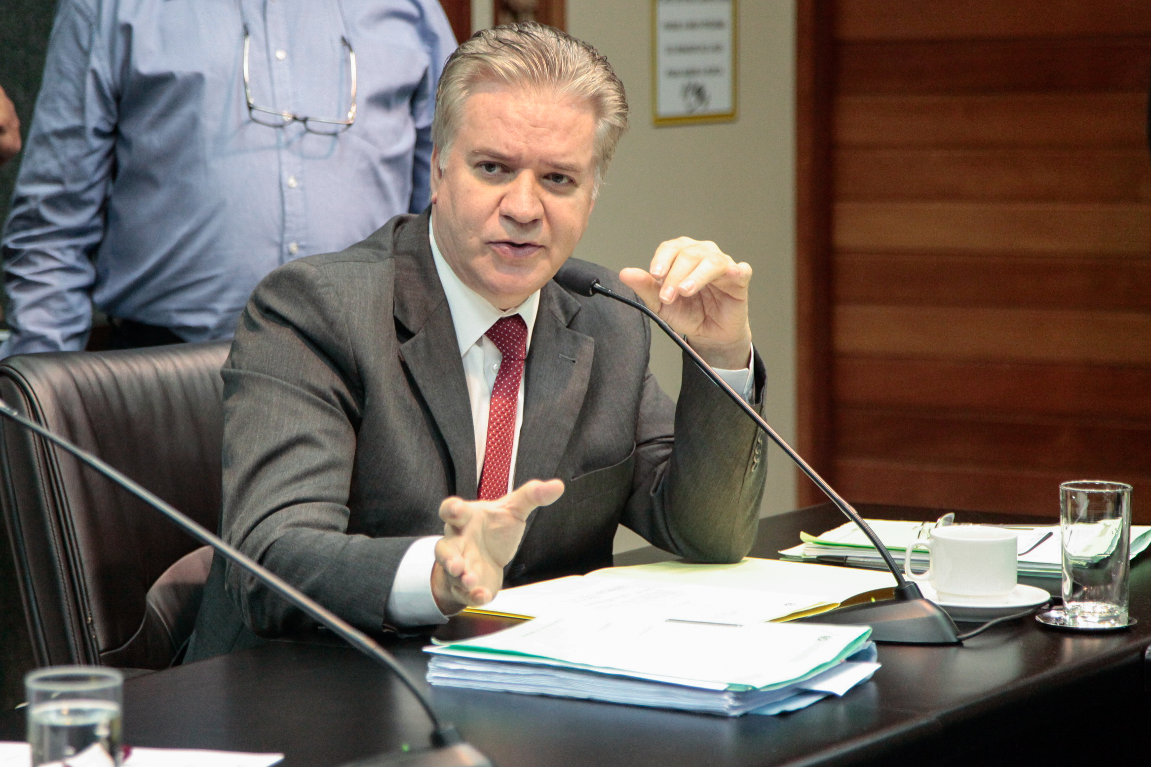 Deputado Cesar Valduga (PCdoB). Comissão de Trabalho, Administração e Serviços Públicos.