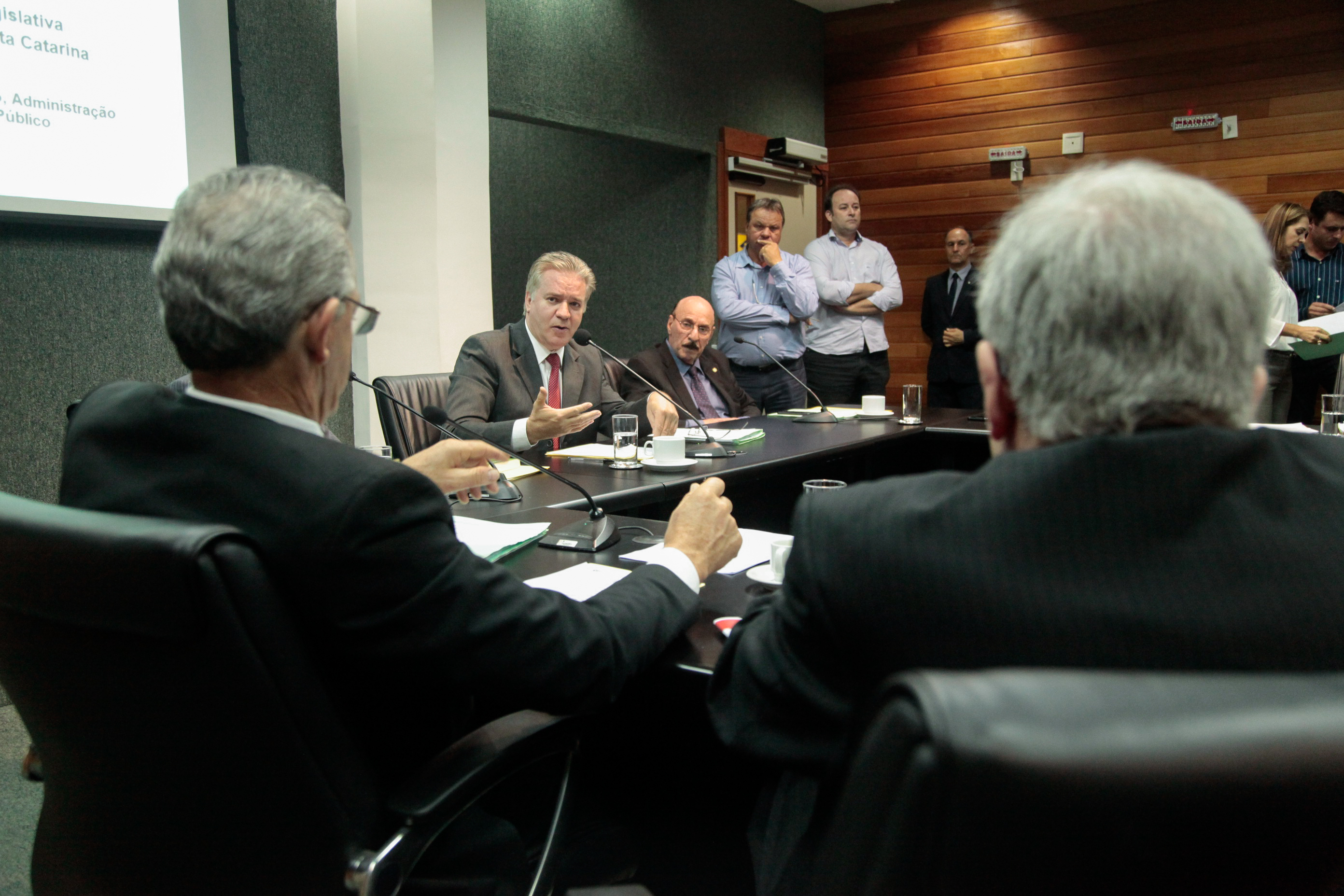 Comissão de Trabalho, Administração e Serviços Públicos.