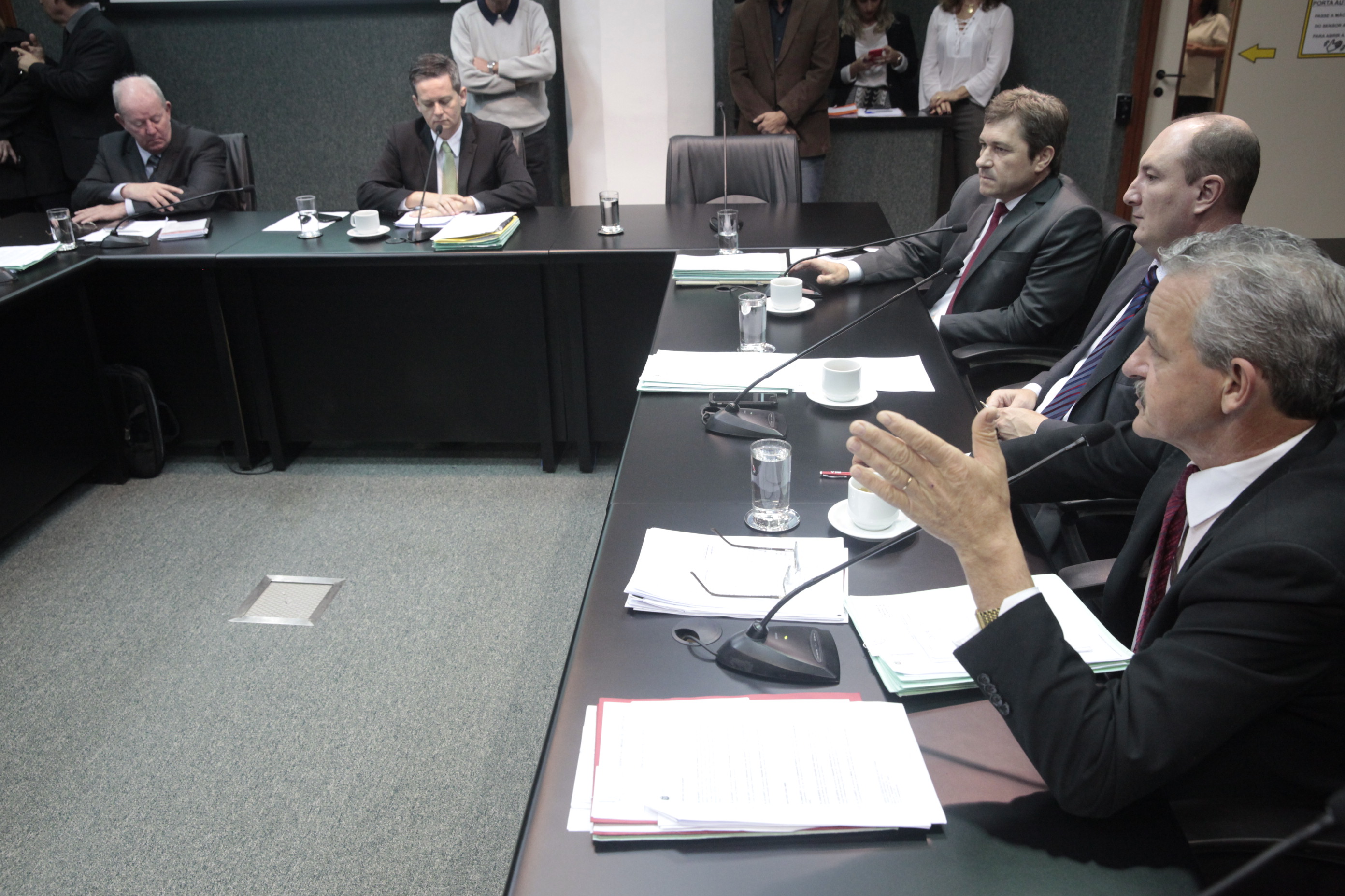 Comissão de Constituição e Justiça
