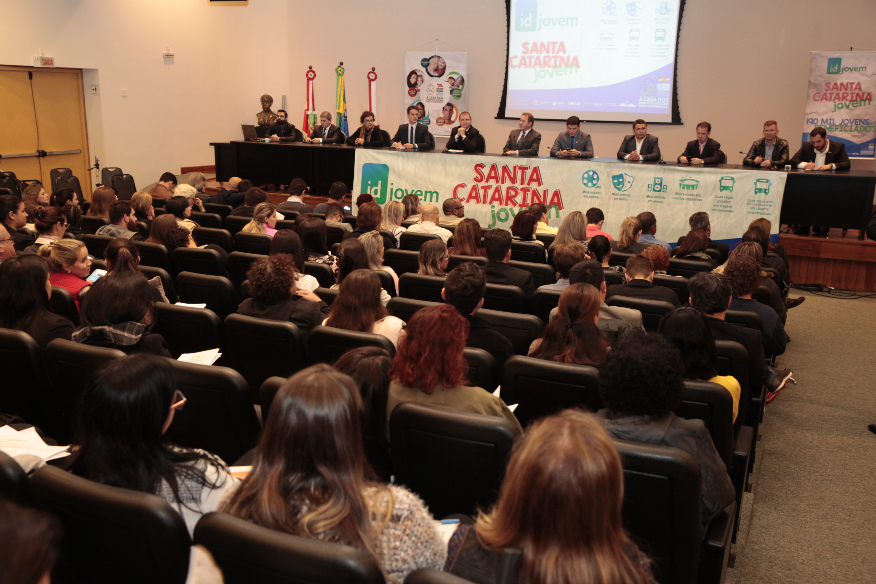 Lançamento do Programa Identidade Jovem.