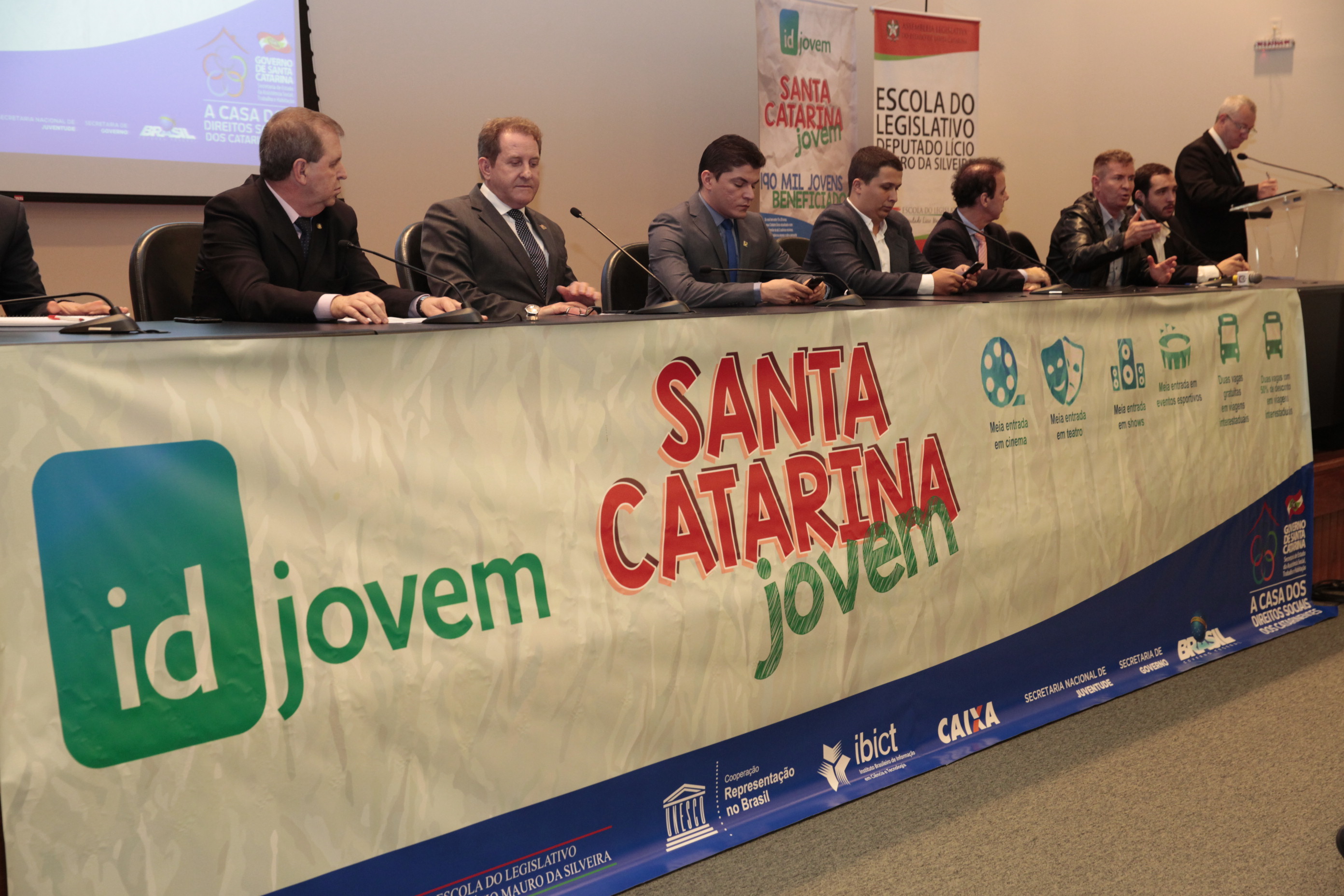 Lançamento do Programa Identidade Jovem.