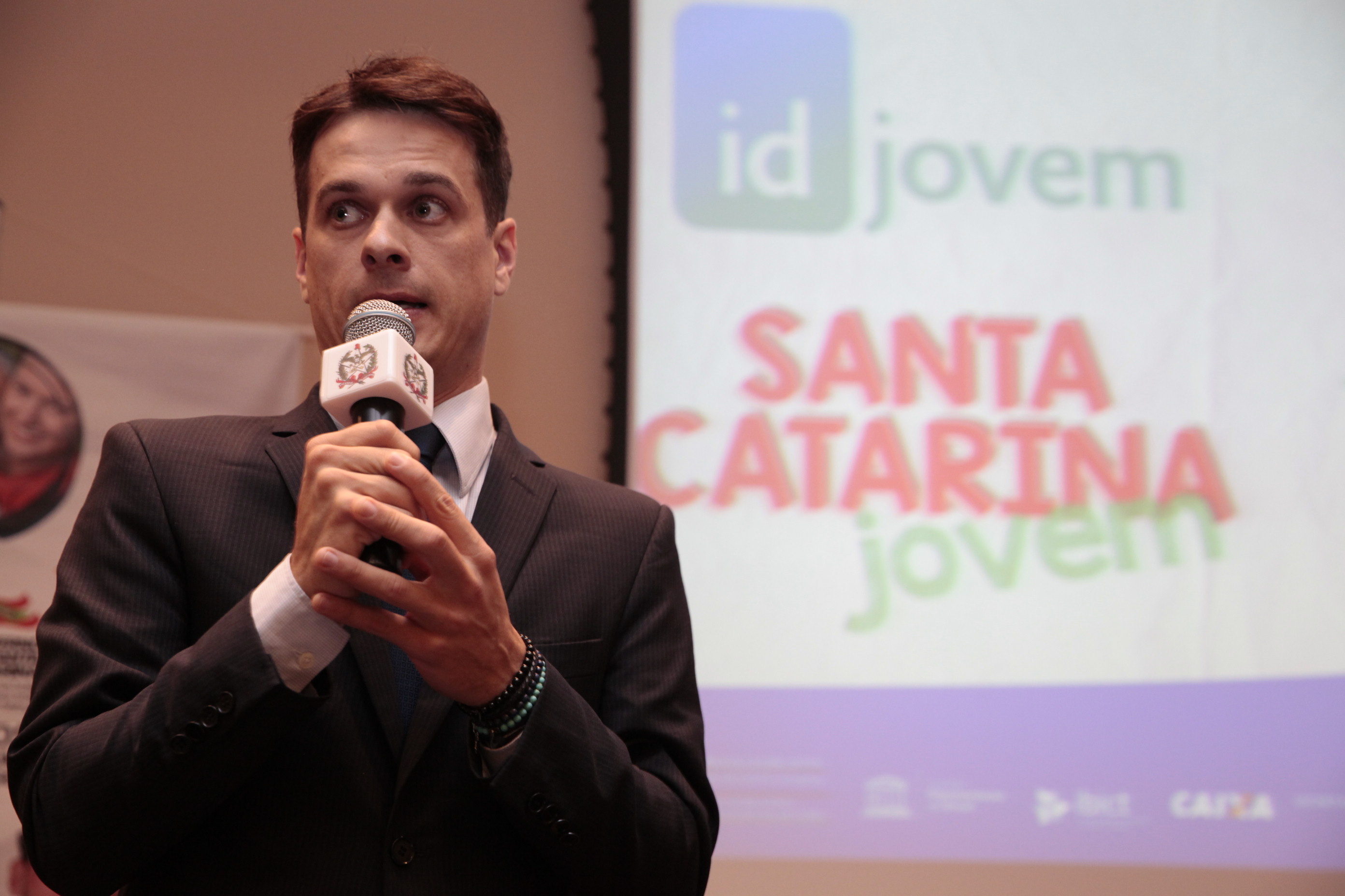 Lançamento do Programa Identidade Jovem.