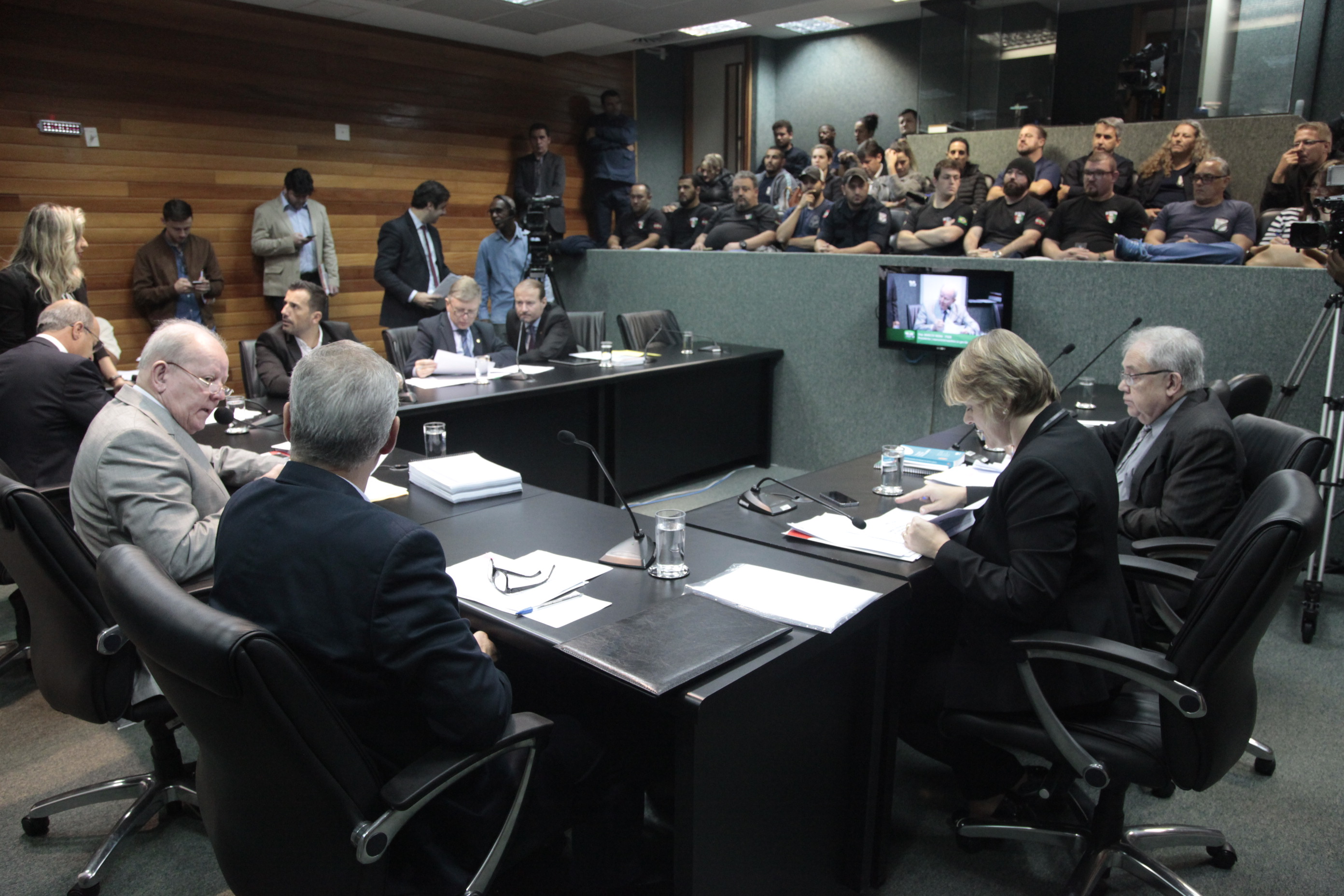 Comissão de Finanças e Tributação.