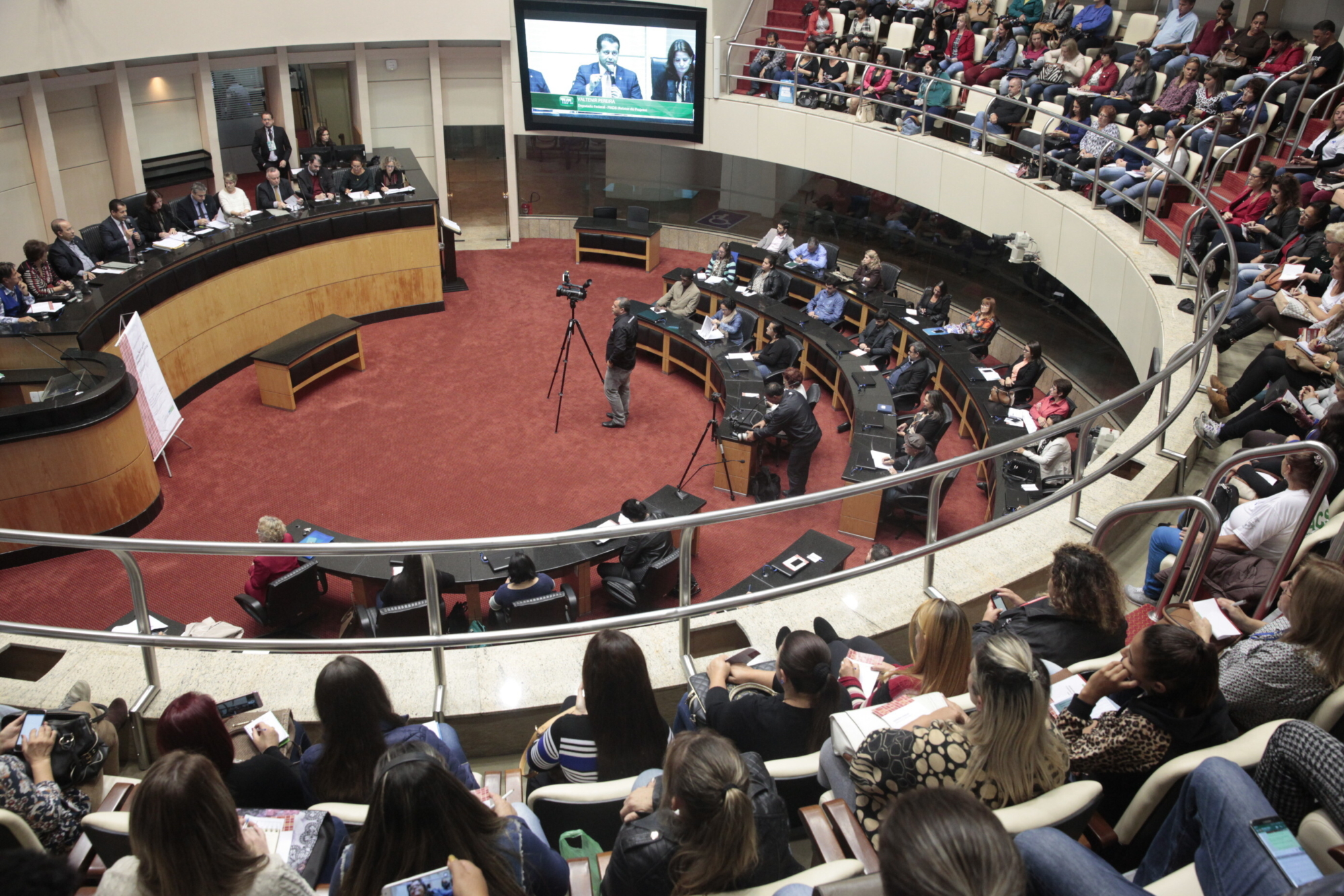 Seminário debate PL que regulamenta atuação de agentes comunitários de saúde