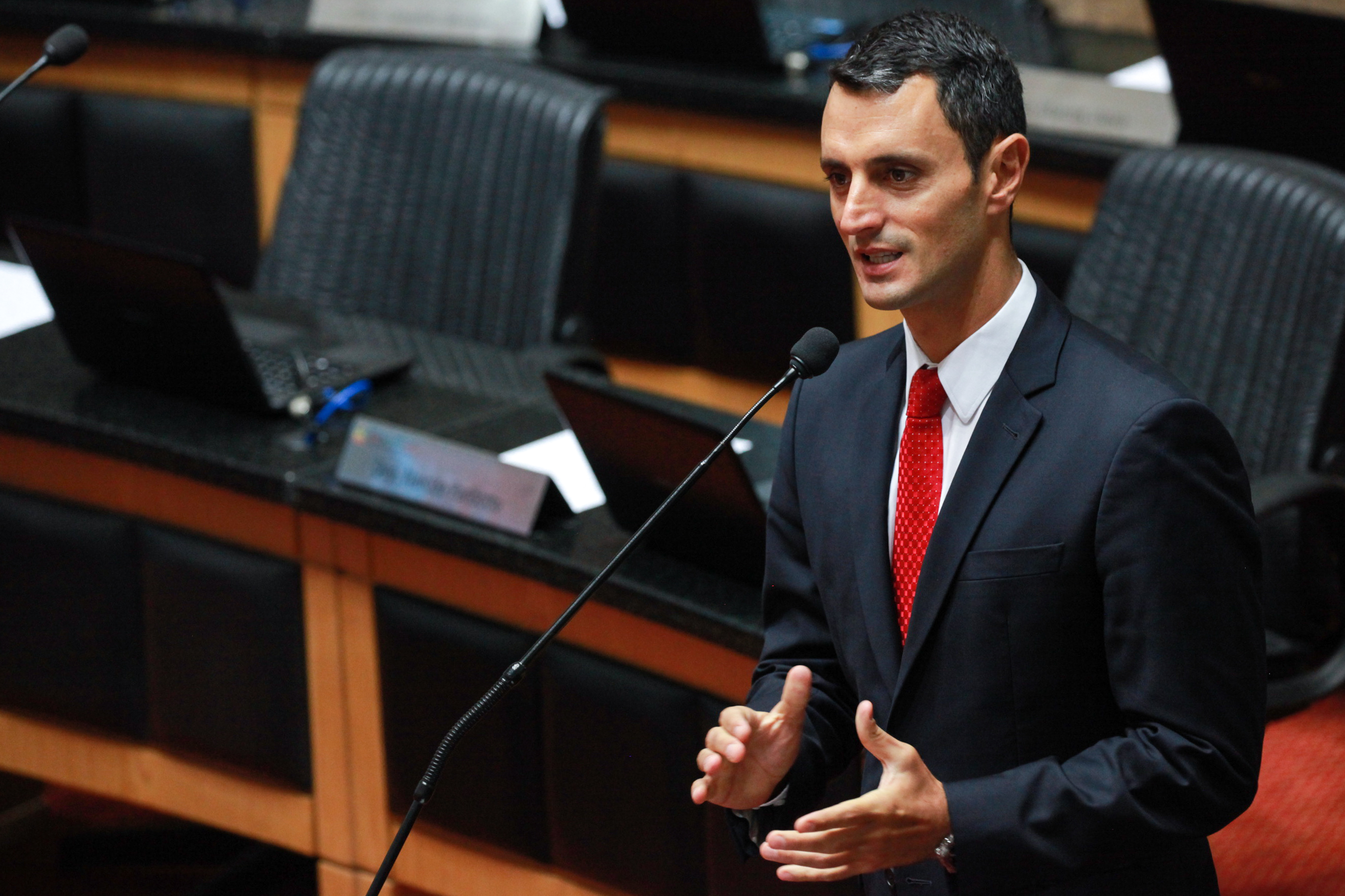 Deputado João Amin (PP). Sessão Ordinária.