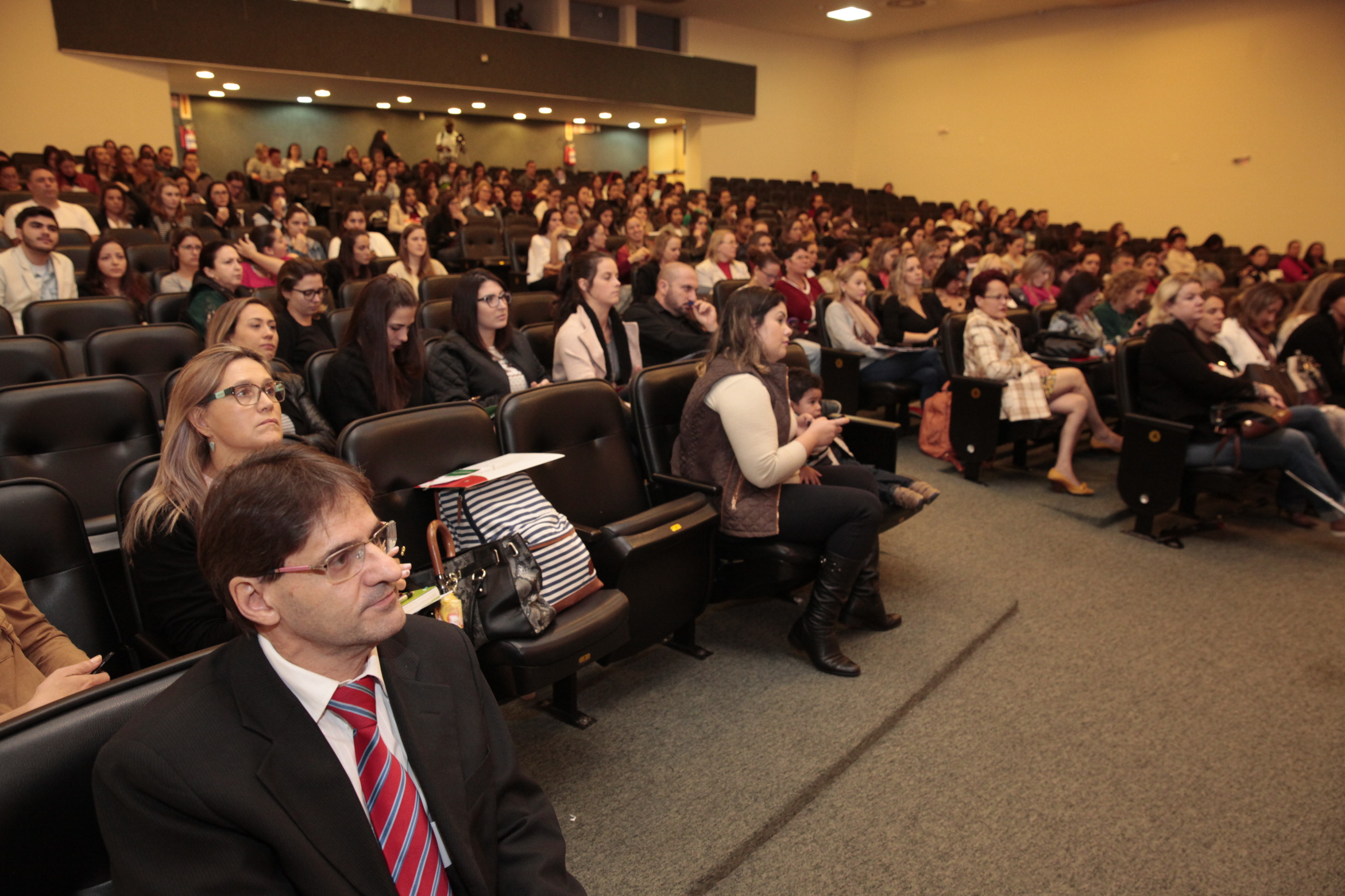 1º Encontro da Associação de Enfermeiros Obstetras, Neonatais , e Obstetrizes de SC
