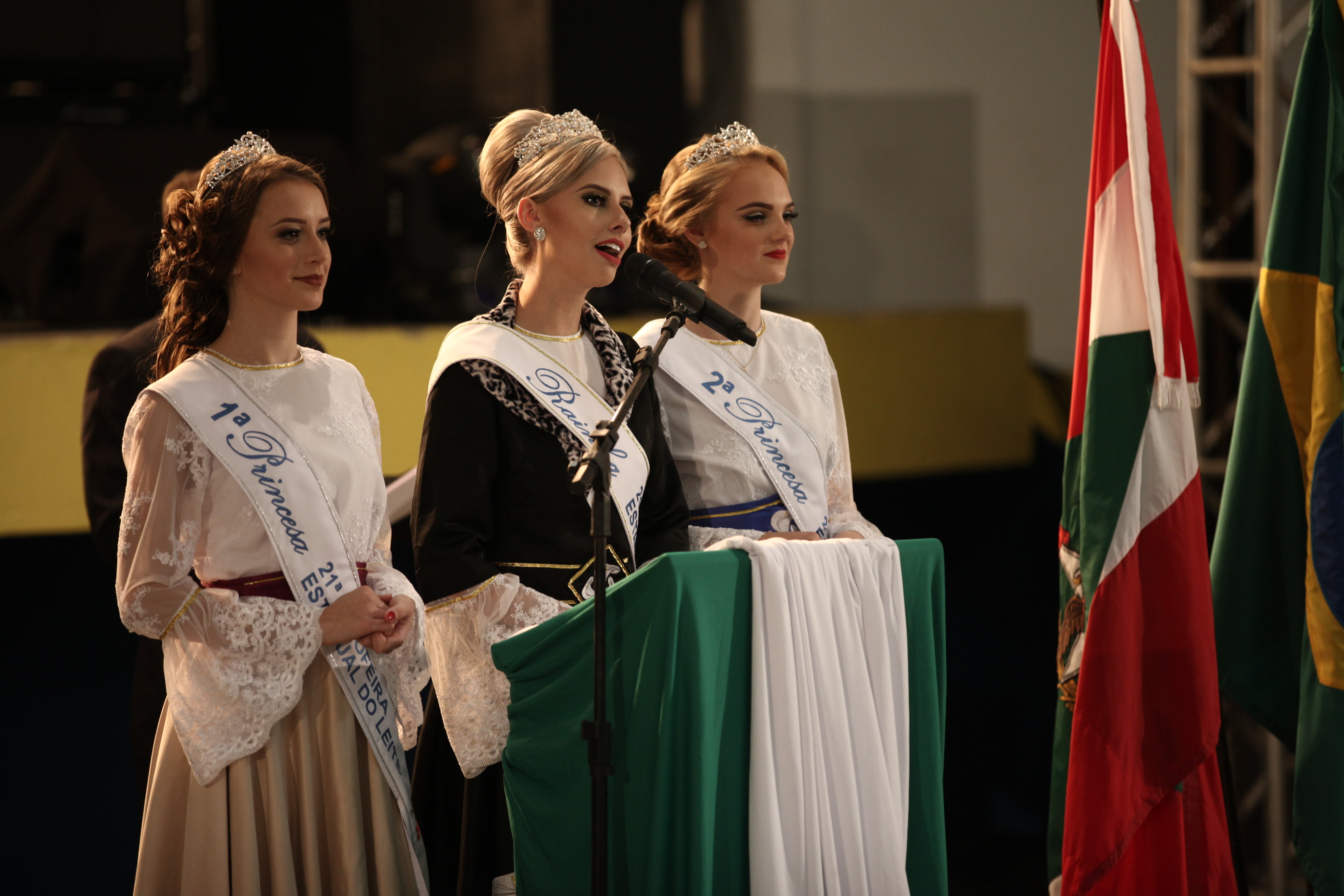 Abertura da 21ª Expofeira Estadual do Leite em Presidente Getúlio