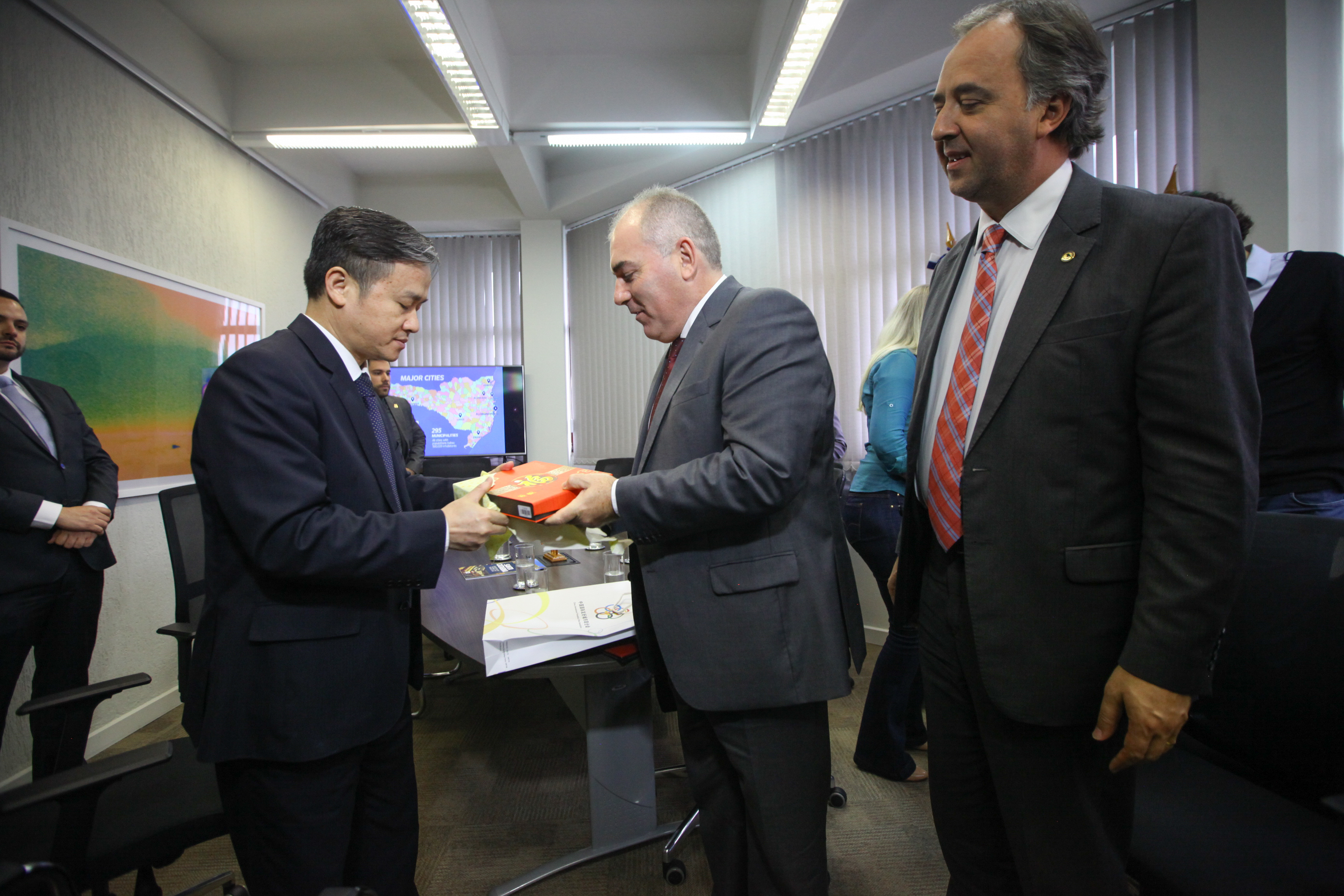 Comitiva chinesa visita Centro Administrativo. Foto: Karina Ferreira / Agência AL