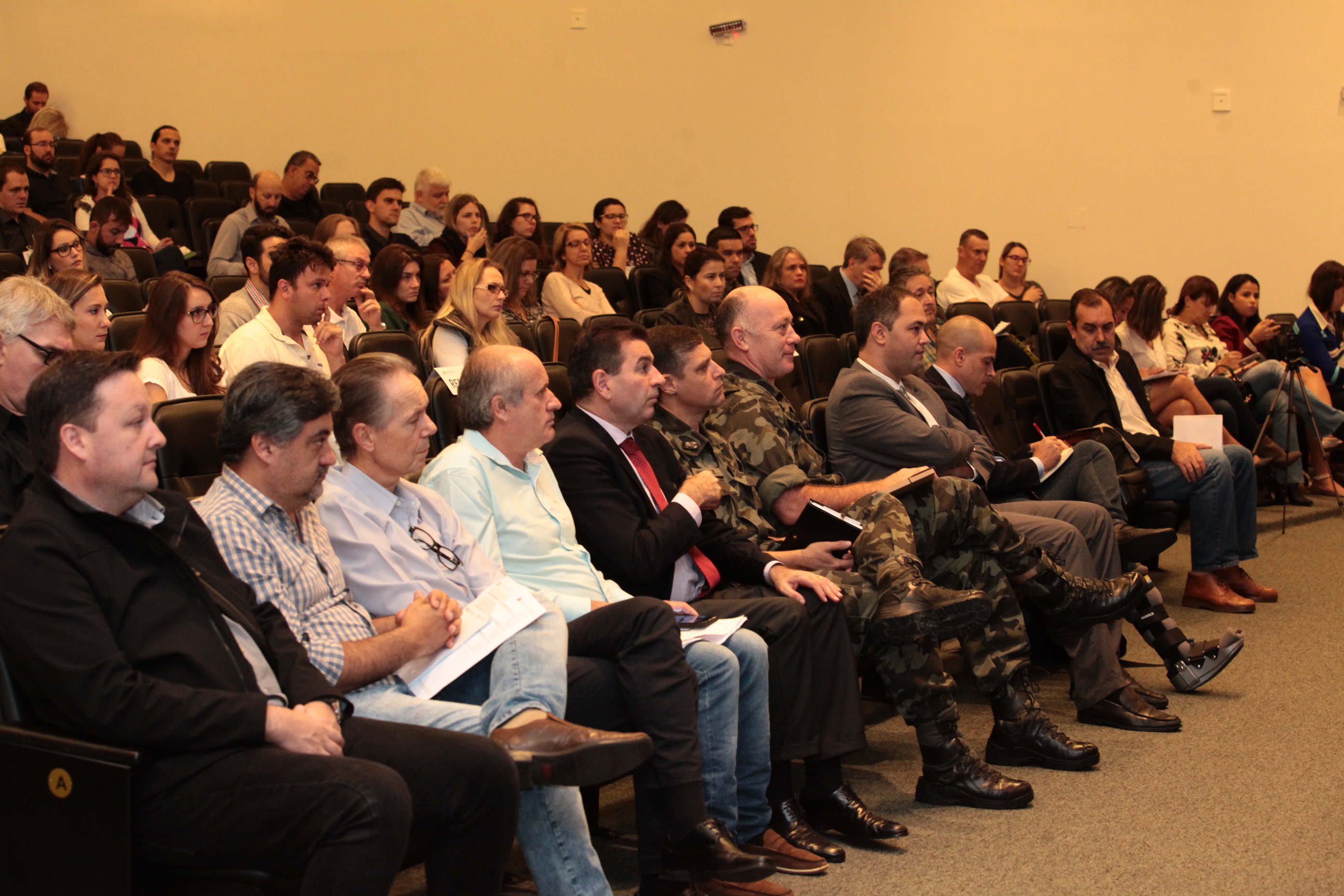 1ª Conferência - Licenciamento Ambiental e Segurança Juridica.