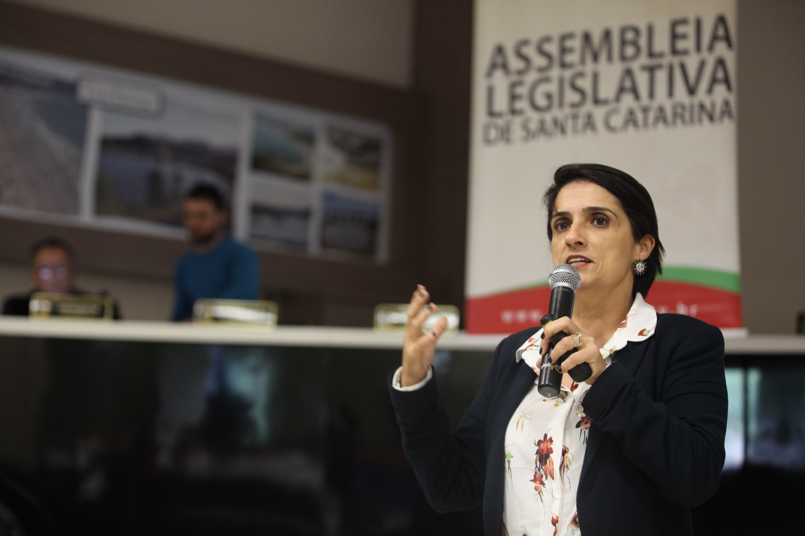Escola do Legislativo Realiza o Programa Qualifica na Câmara Municipal de Itapema