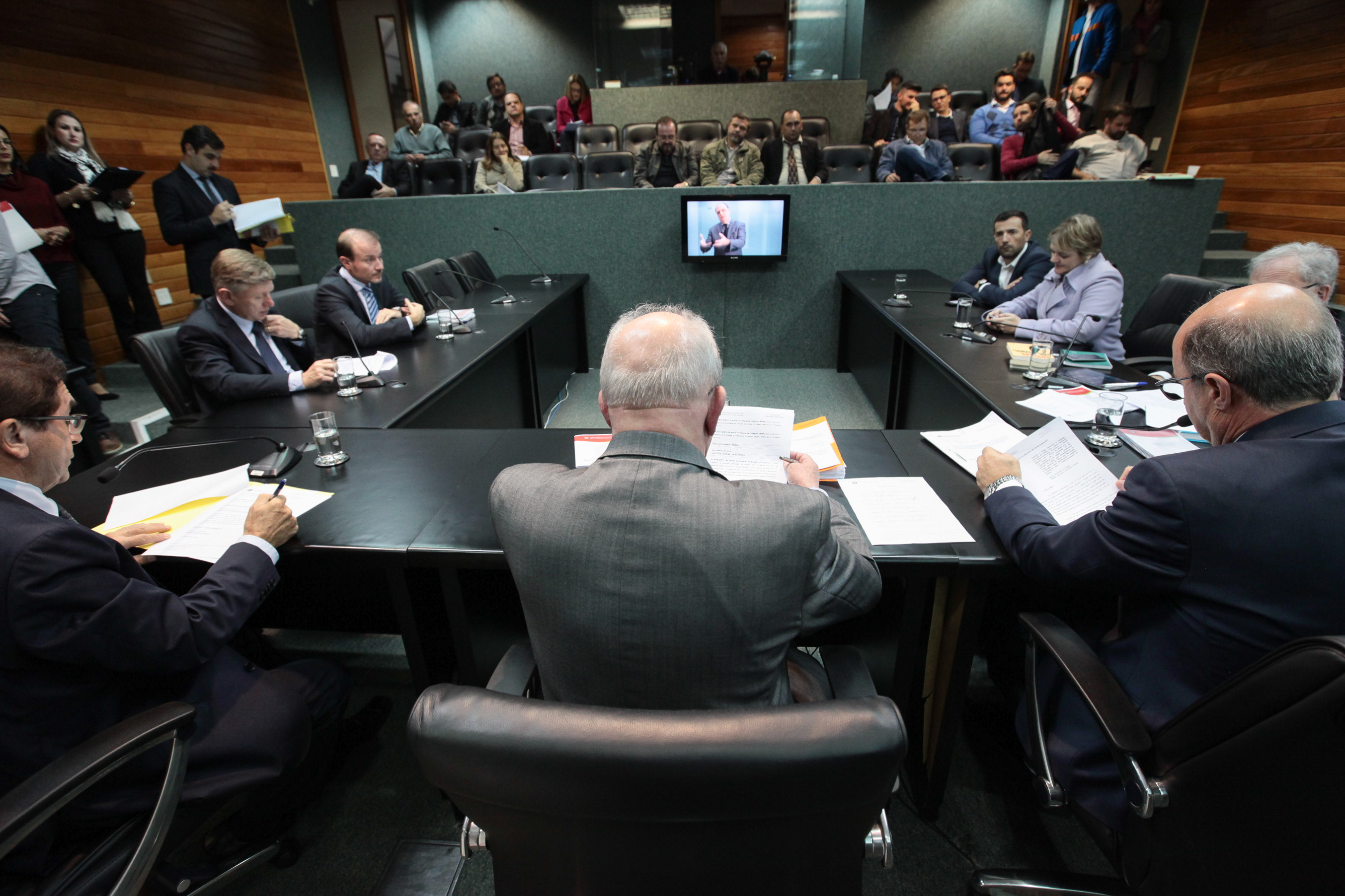 Comissão de Finanças e Tributação.