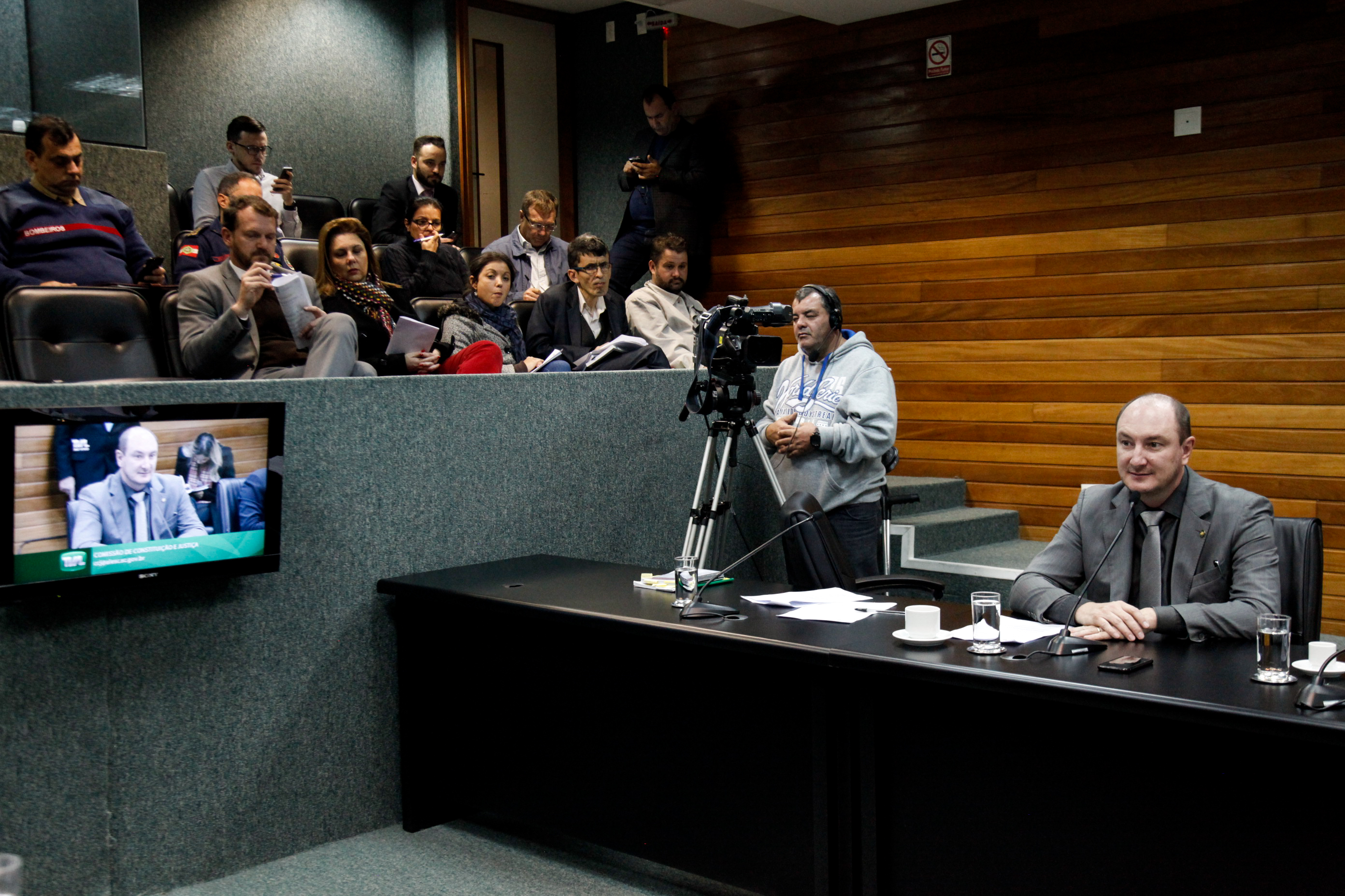 Comissão de Constituição e Justiça.