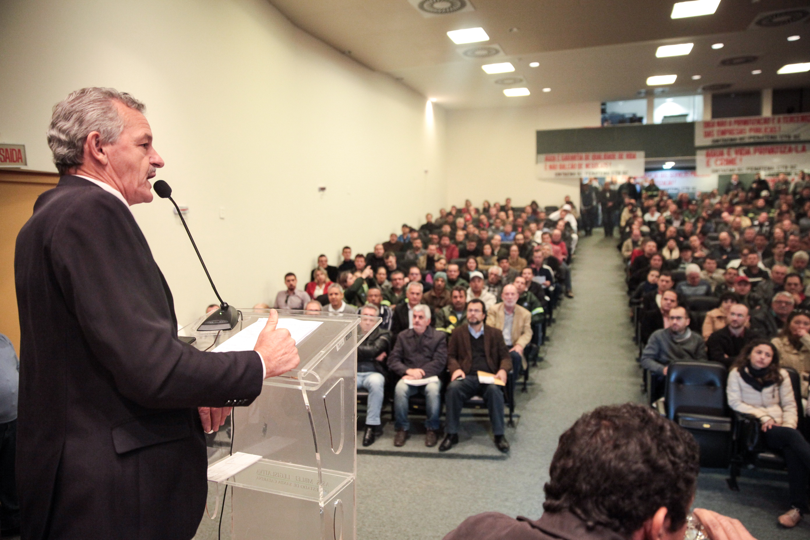 Lançamento da Frente Parlamentar em Defesa do Serviço Público e Contra a Privatização das Empresas Estatais.