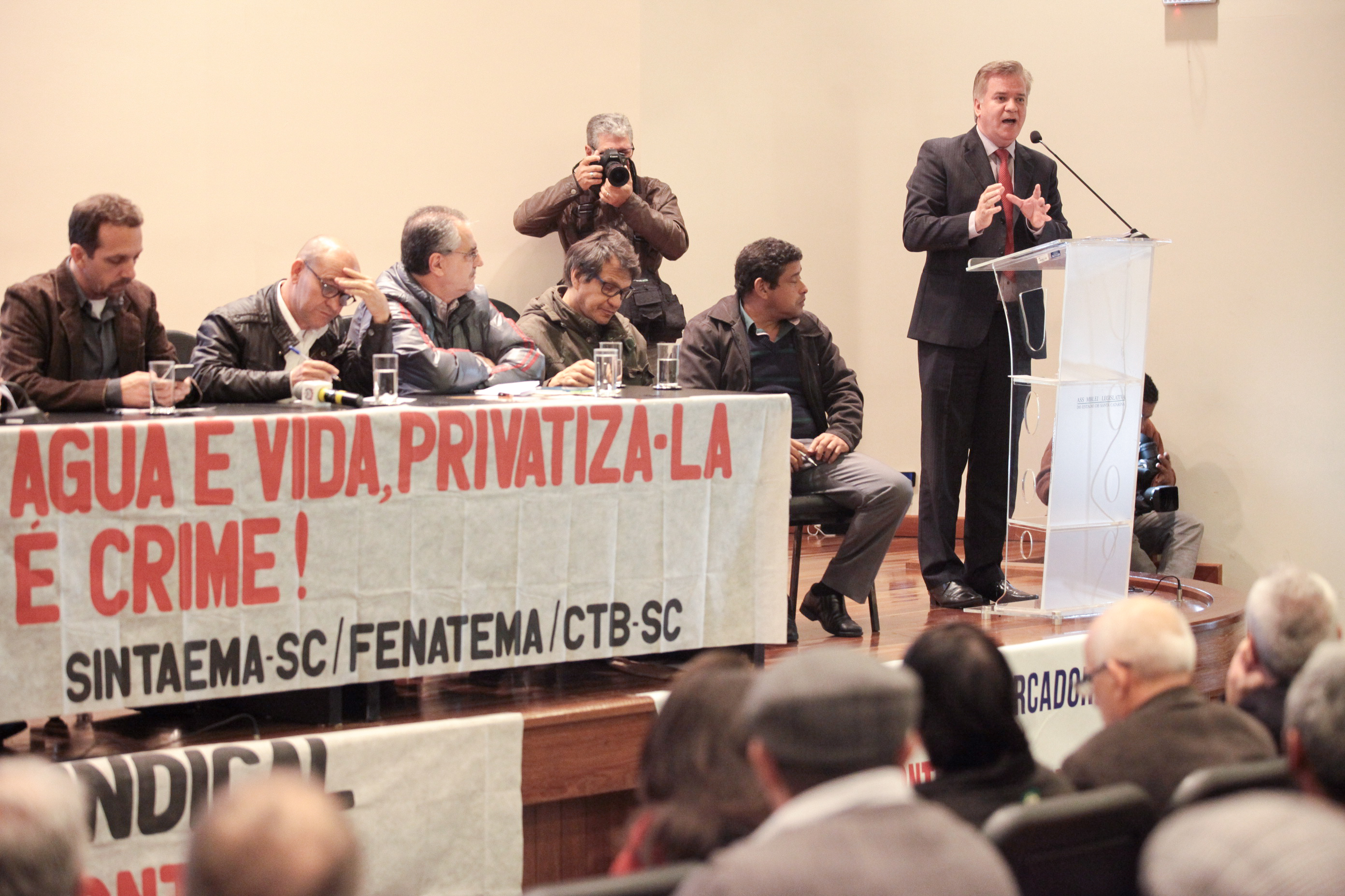 Lançamento da Frente Parlamentar em Defesa do Serviço Público e Contra a Privatização das Empresas Estatais.
