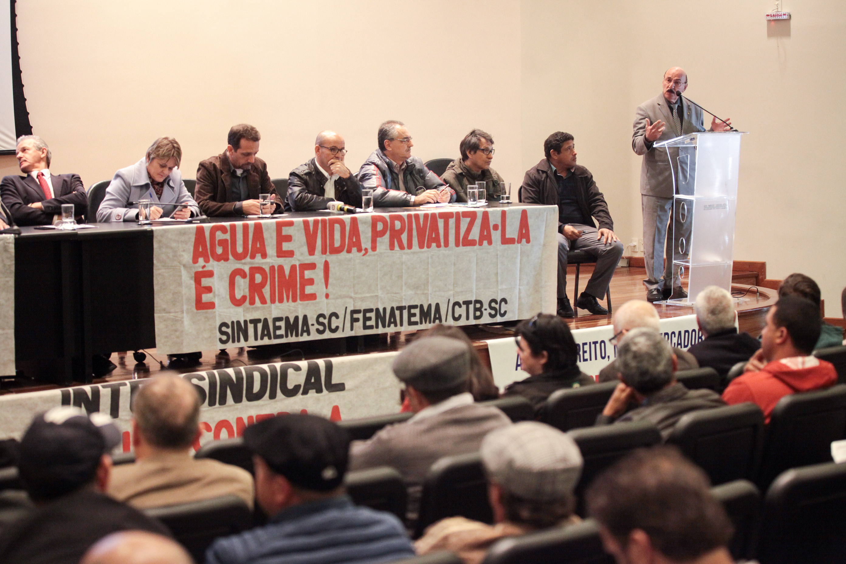 Lançamento da Frente Parlamentar em Defesa do Serviço Público e Contra a Privatização das Empresas Estatais.