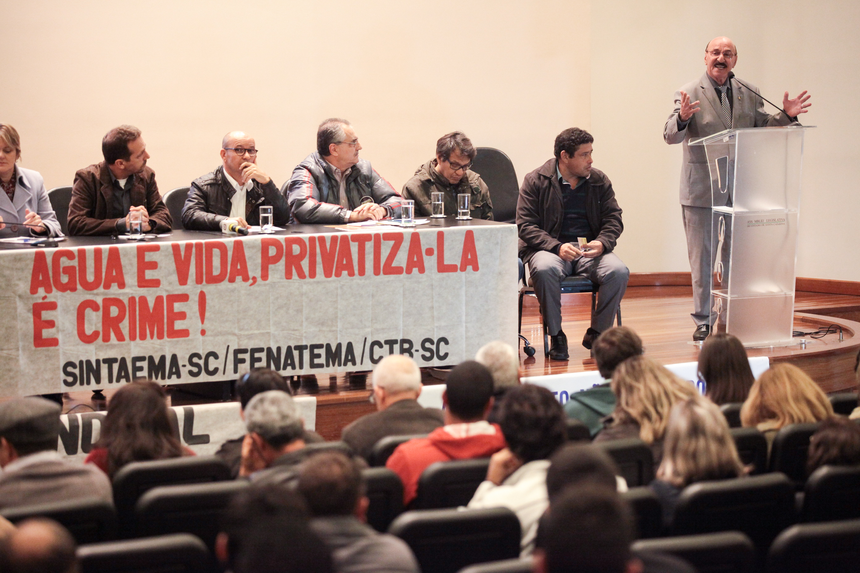 Lançamento da Frente Parlamentar em Defesa do Serviço Público e Contra a Privatização das Empresas Estatais.