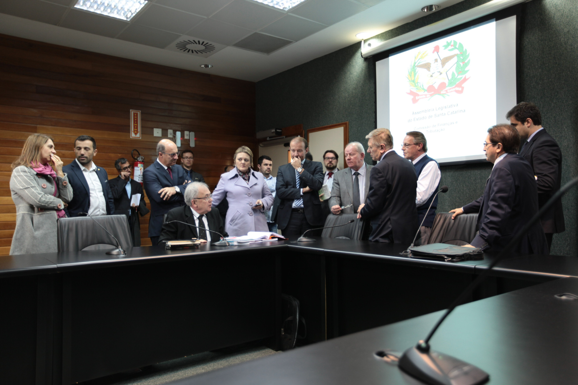 Com uma emenda, PL sobre o Fundam passa pela Comissão de Finanças