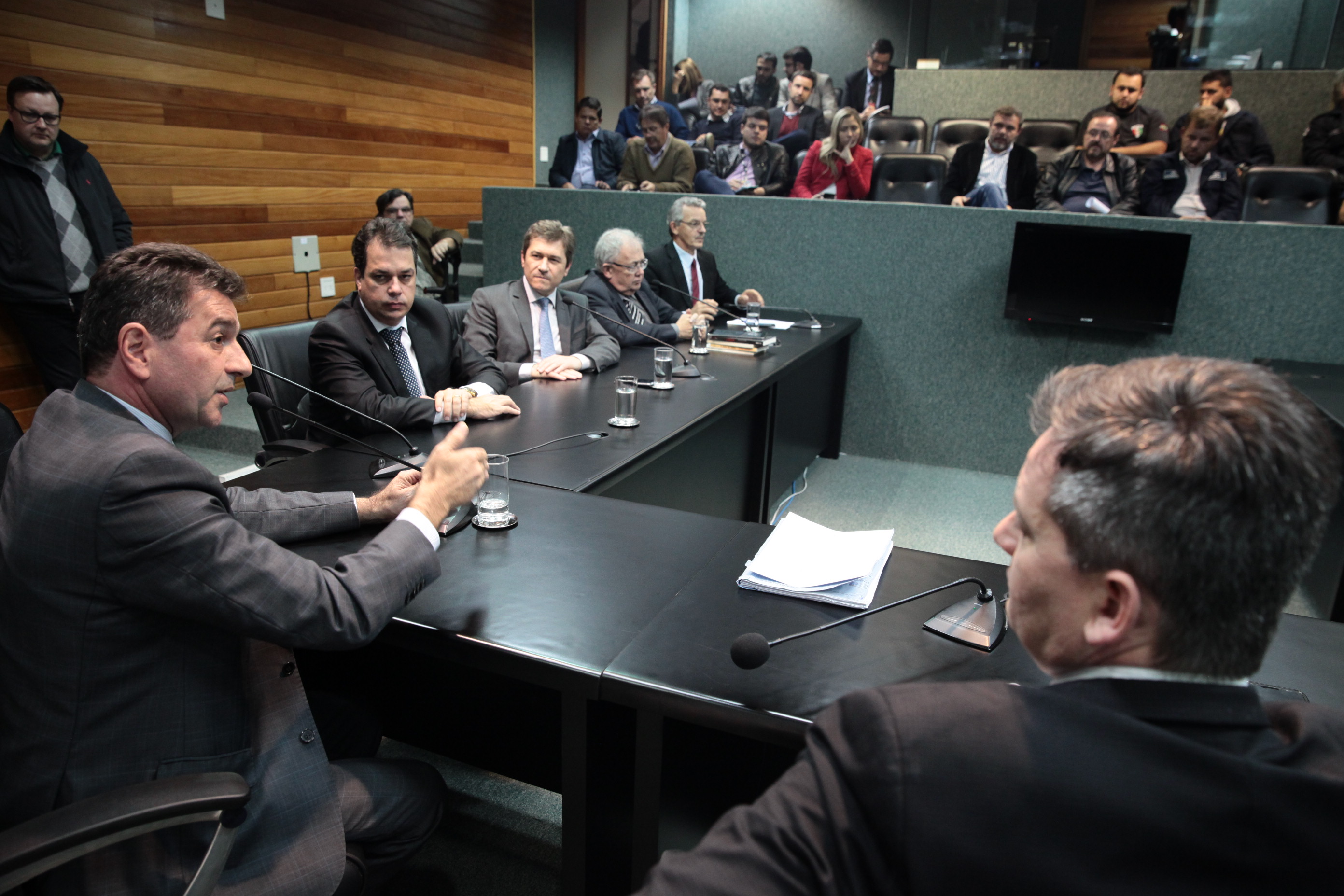 Reunião Extraordinária da Comissão de Constituição e Justiça.