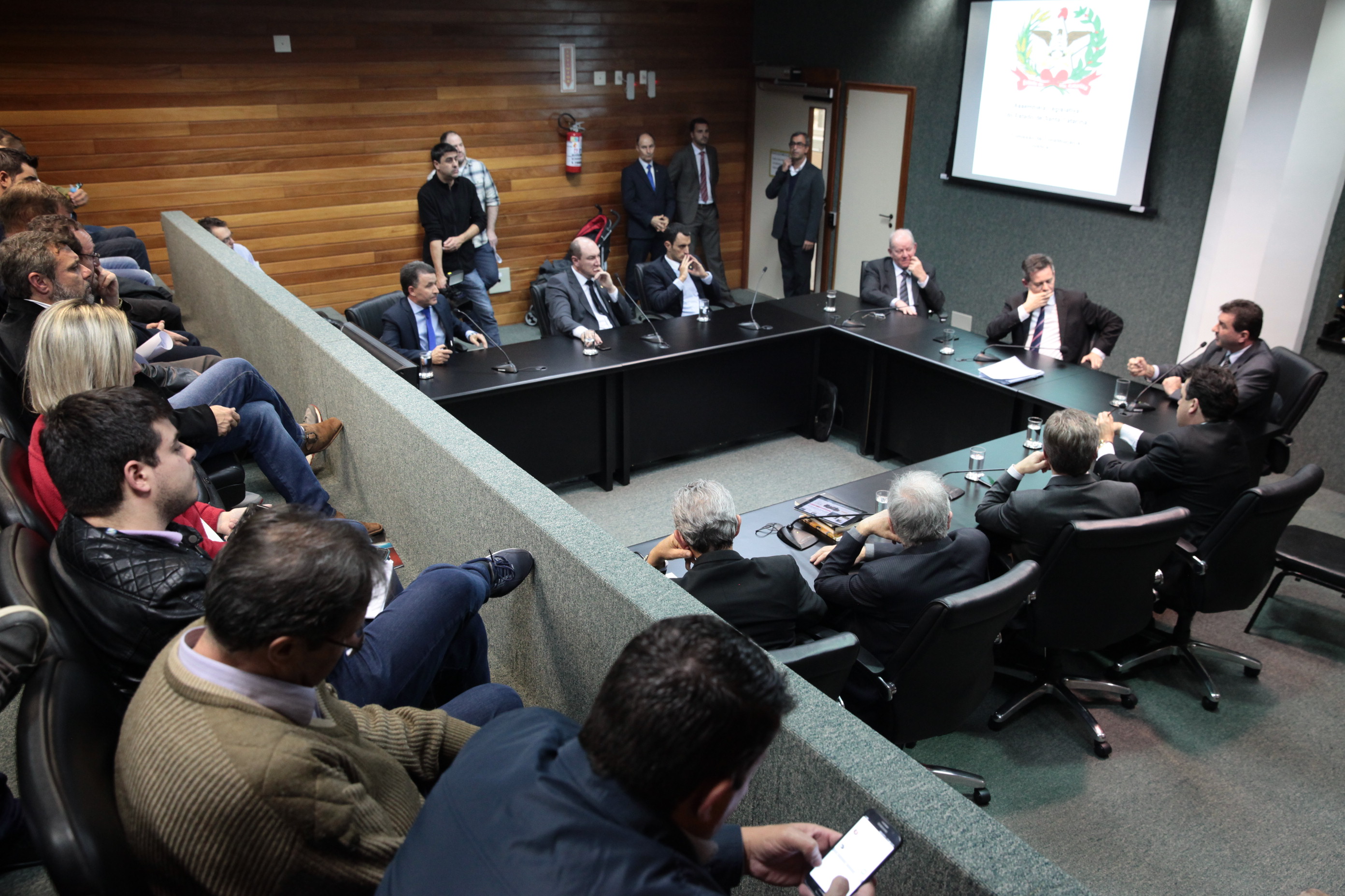 Reunião Extraordinária da Comissão de Constituição e Justiça.