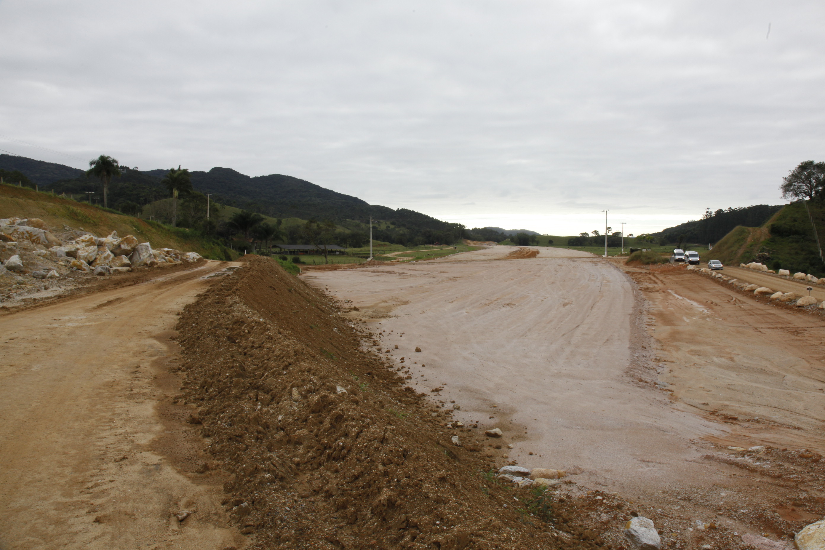 Deputados da Comissão de Transportes Visitam Obras do Contorno Viário na Grande Florianópolis.