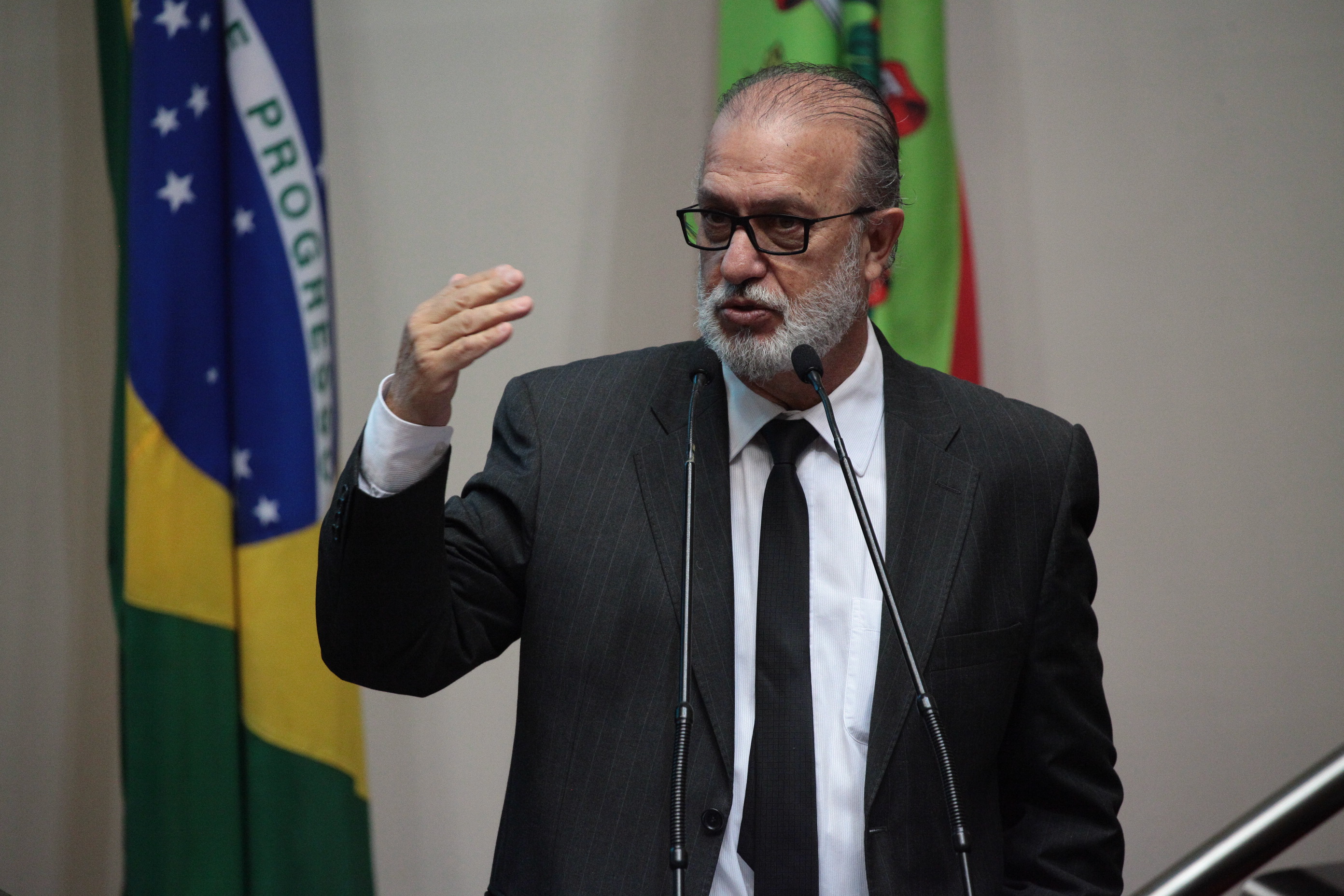 Deputado Nilson Gonçalves. Sessão Ordinária. Foto: Solon Soares