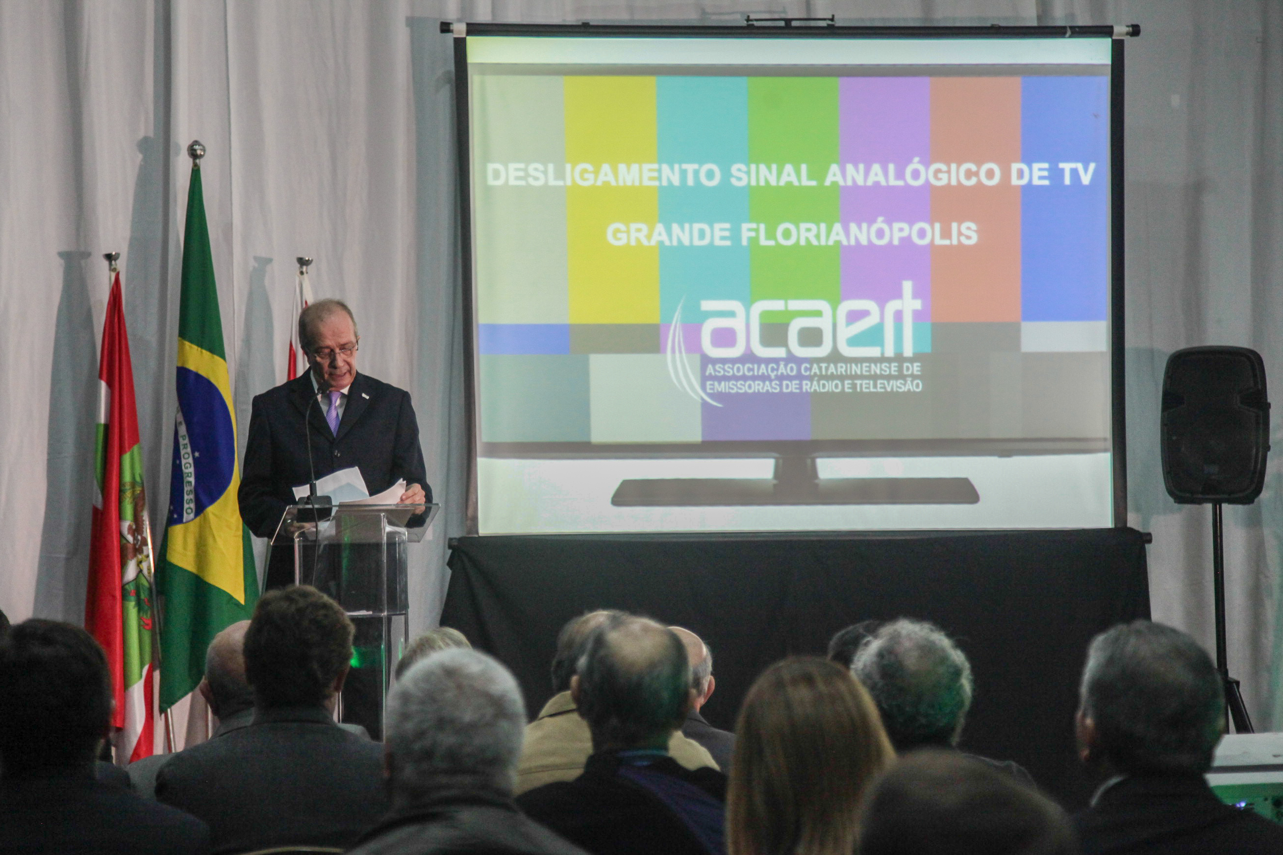 Sinal analógico em Florianópolis.