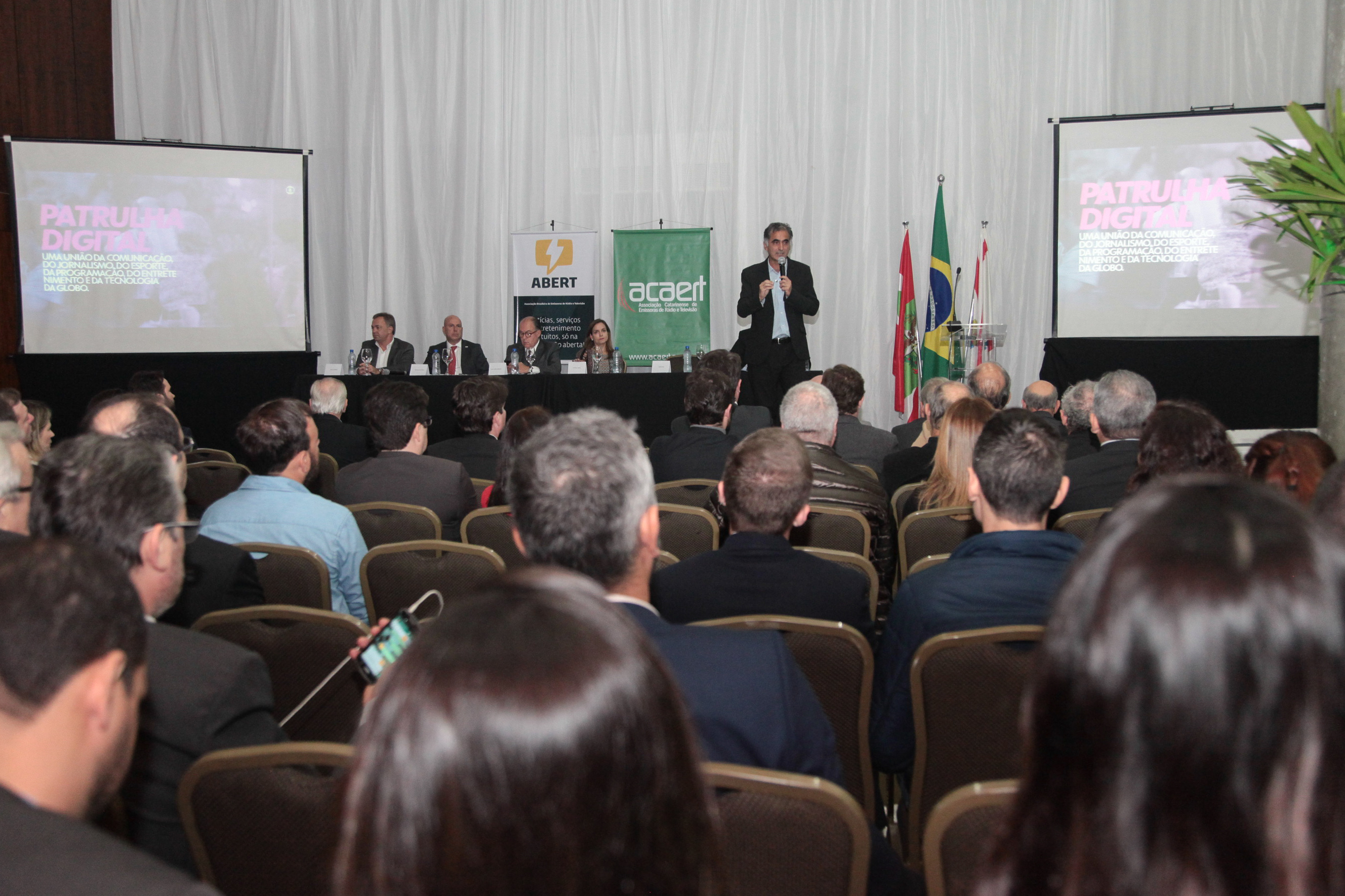 Sinal analógico em Florianópolis.