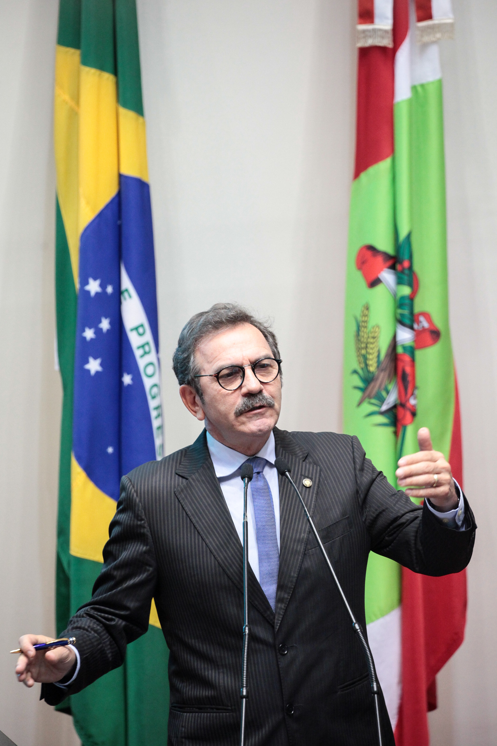 Deputado Serafim Venzon (PSDB). Sessão Ordinária.